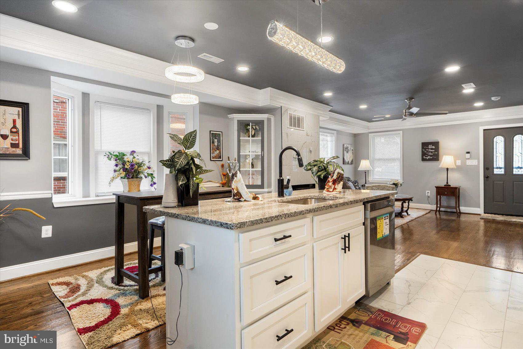 NORTHWOOD - Residential