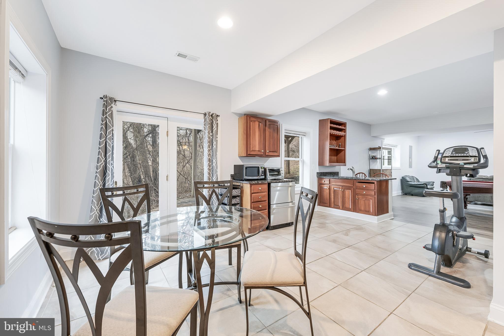 ROSE HILL - Residential