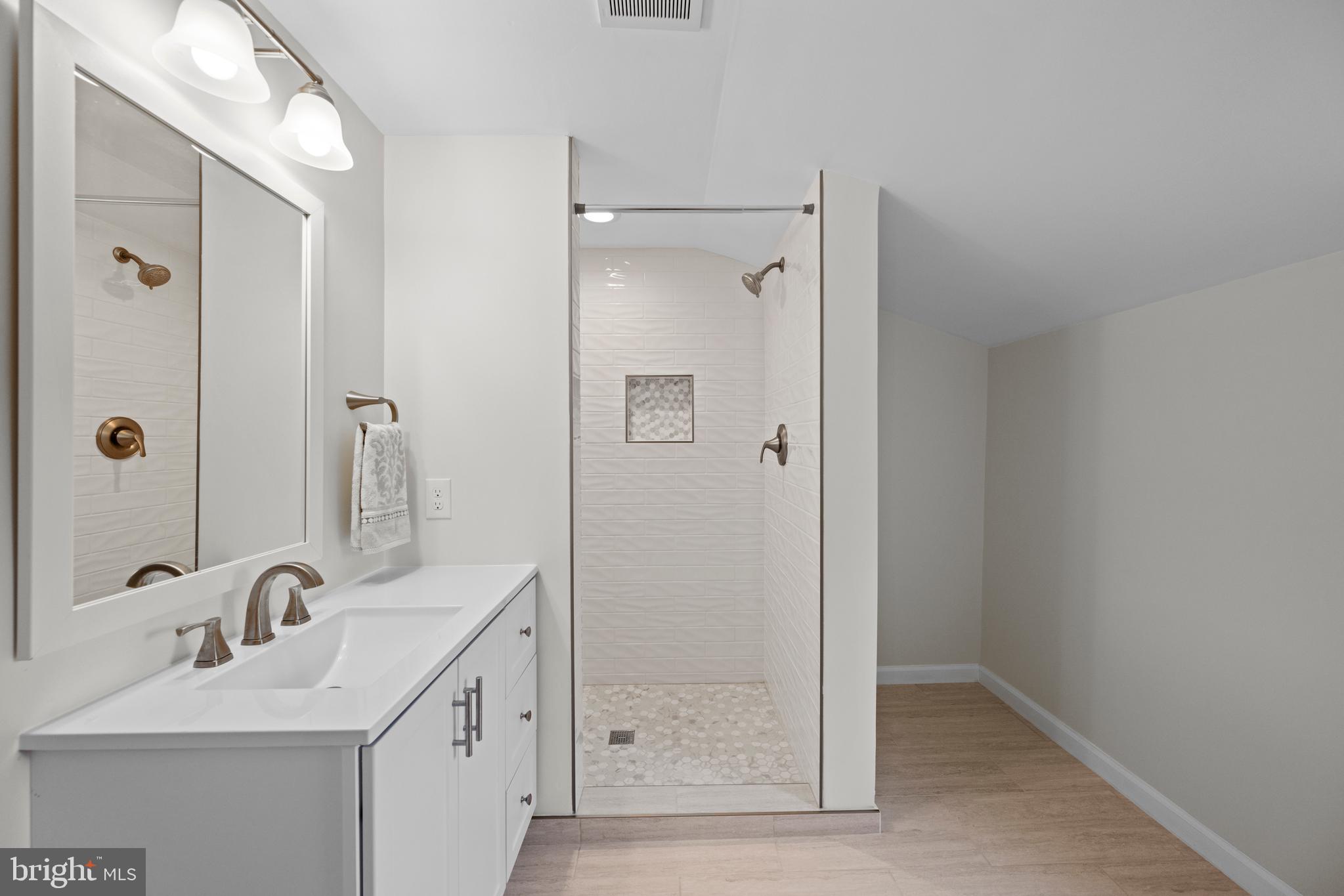 GEORGIAN FOREST - Residential