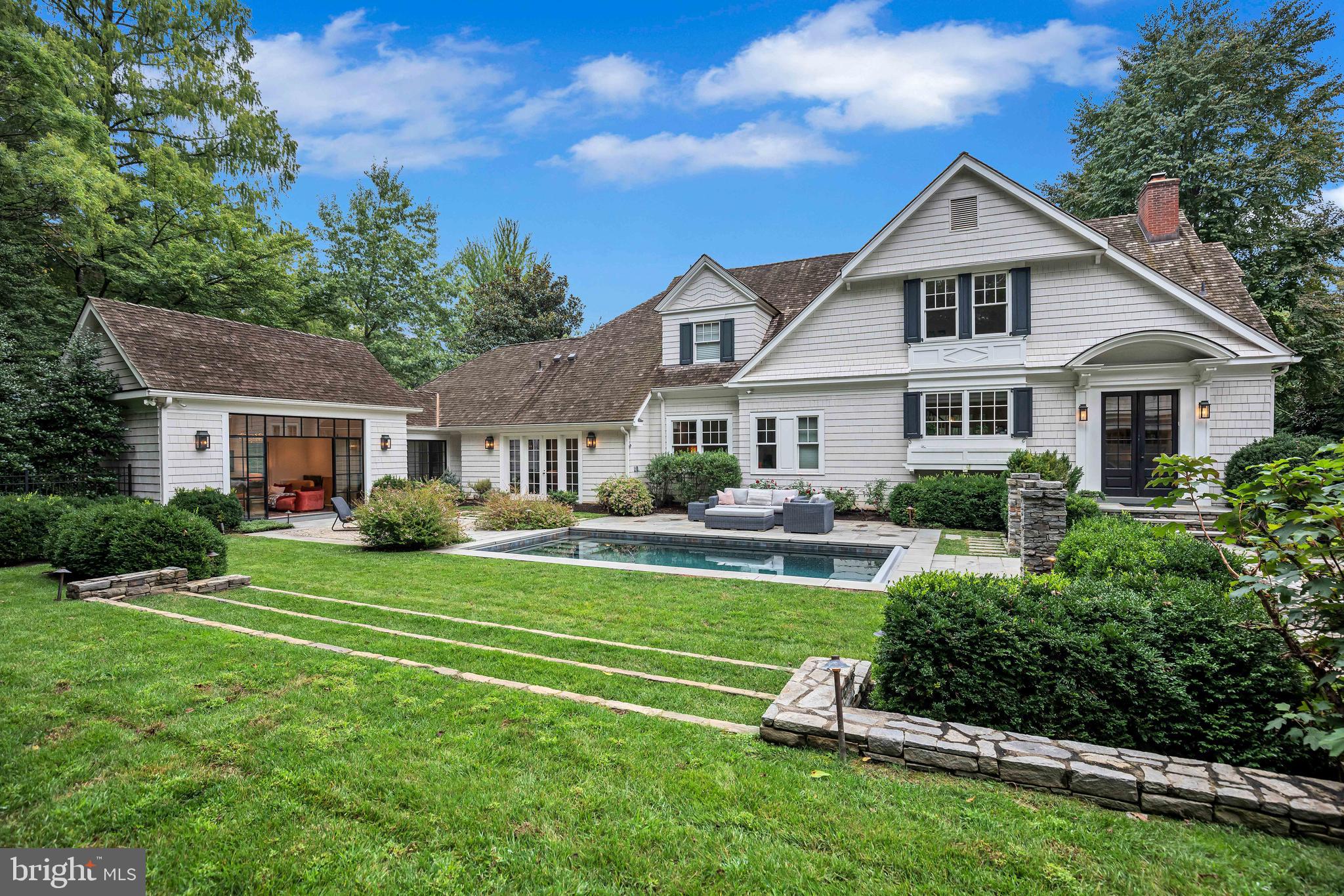 BRADLEY WOODS - Residential