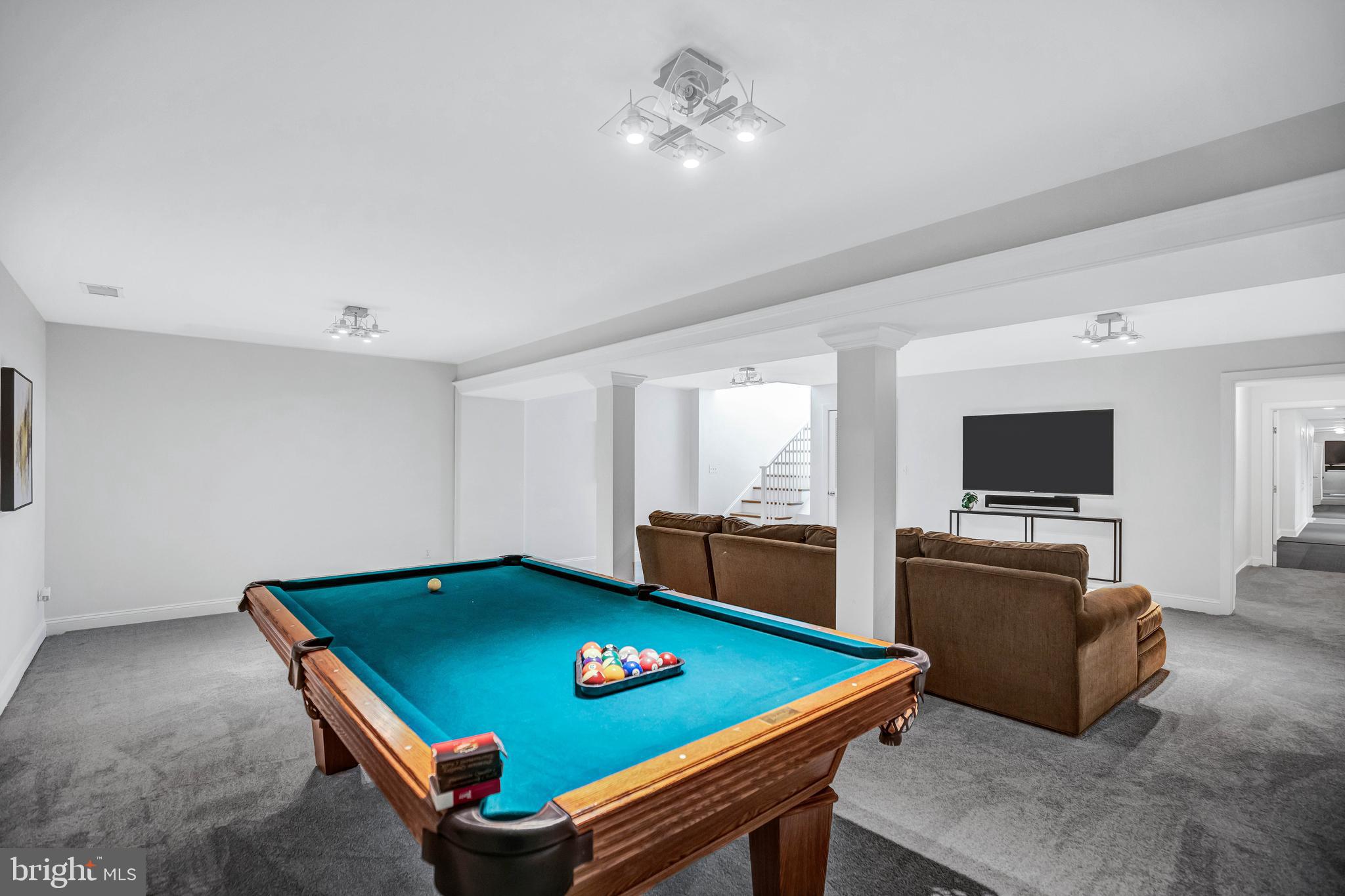 BRADLEY WOODS - Residential