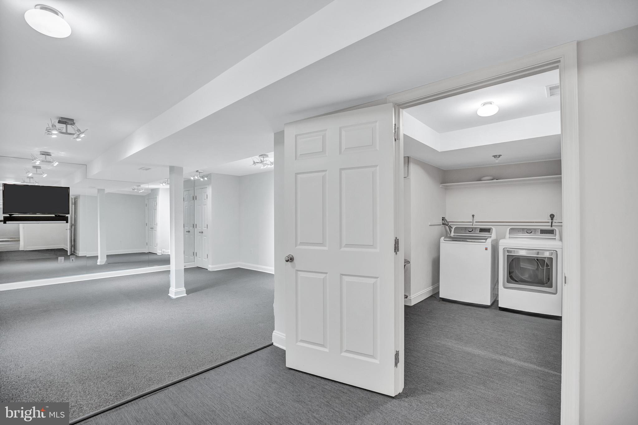 BRADLEY WOODS - Residential