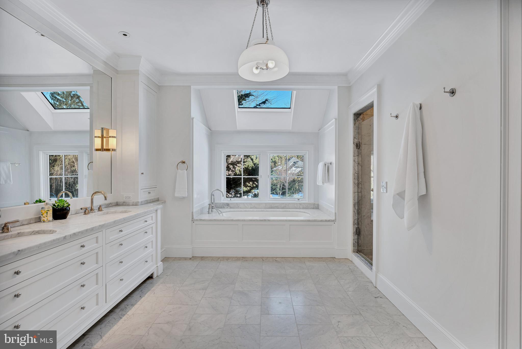 BRADLEY WOODS - Residential