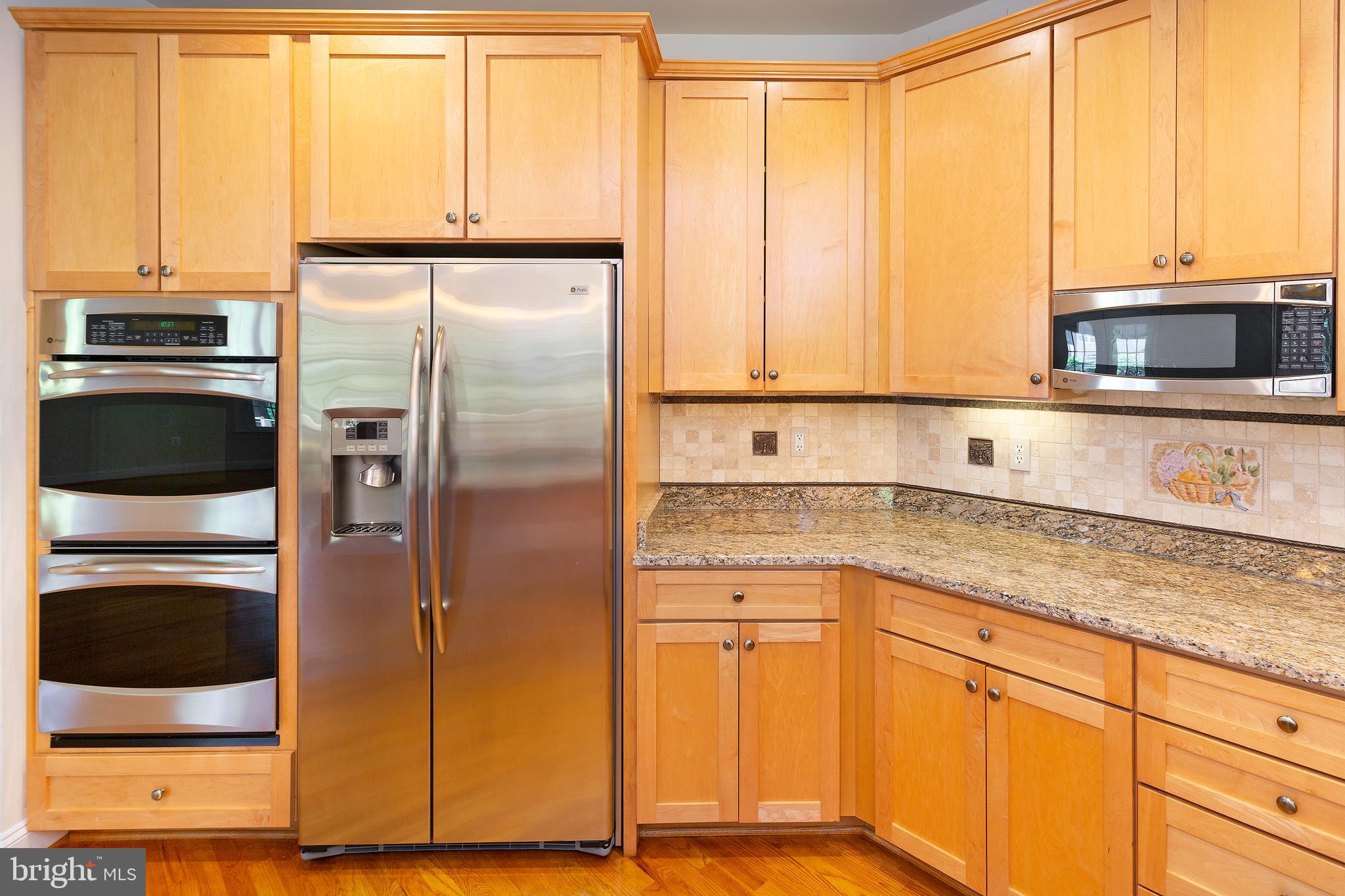 CHESTERBROOK WOODS - Residential Lease