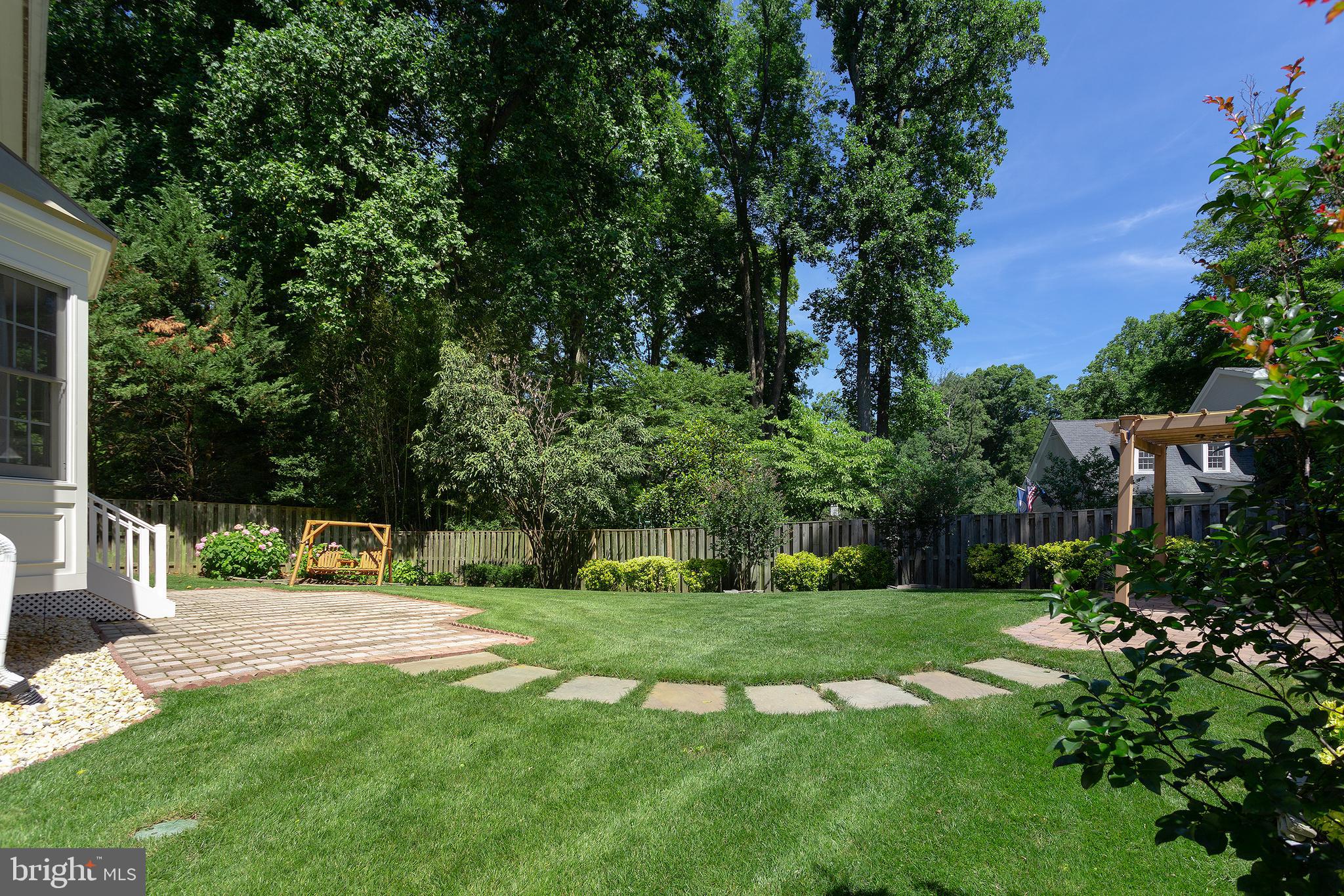 CHESTERBROOK WOODS - Residential Lease