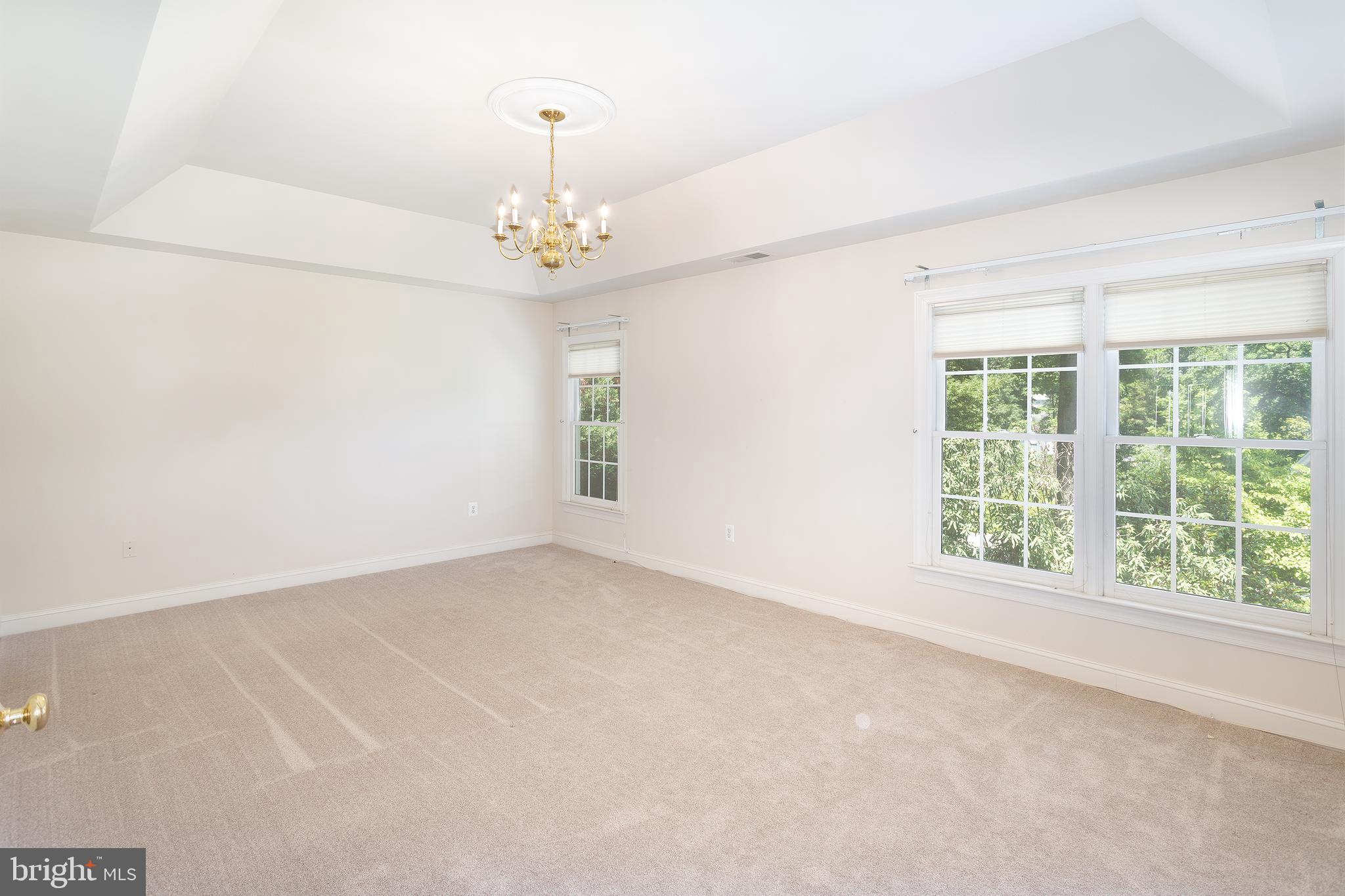 CHESTERBROOK WOODS - Residential Lease