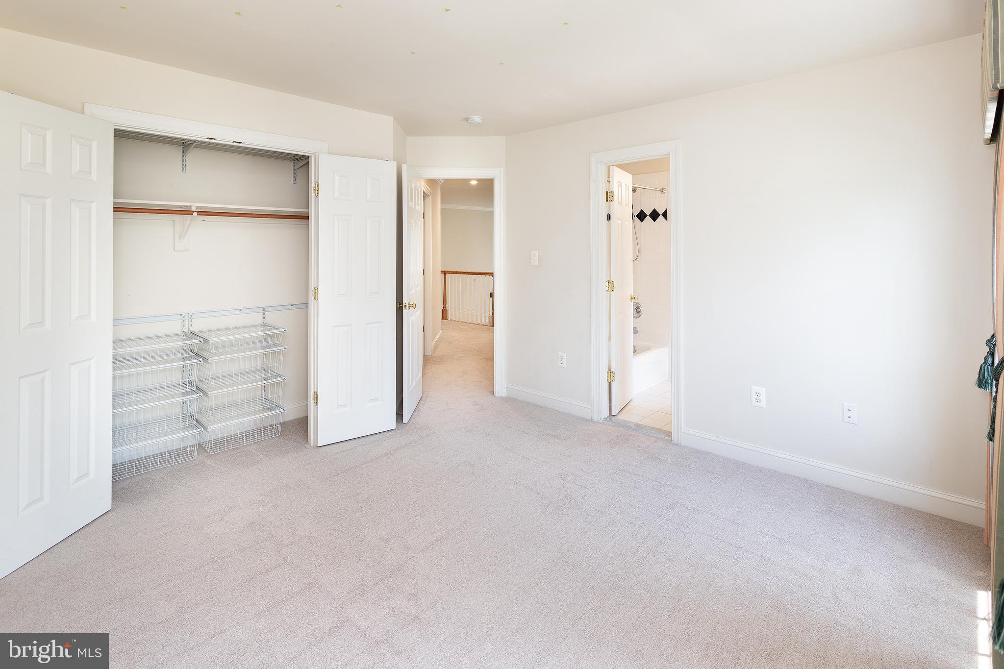 CHESTERBROOK WOODS - Residential Lease