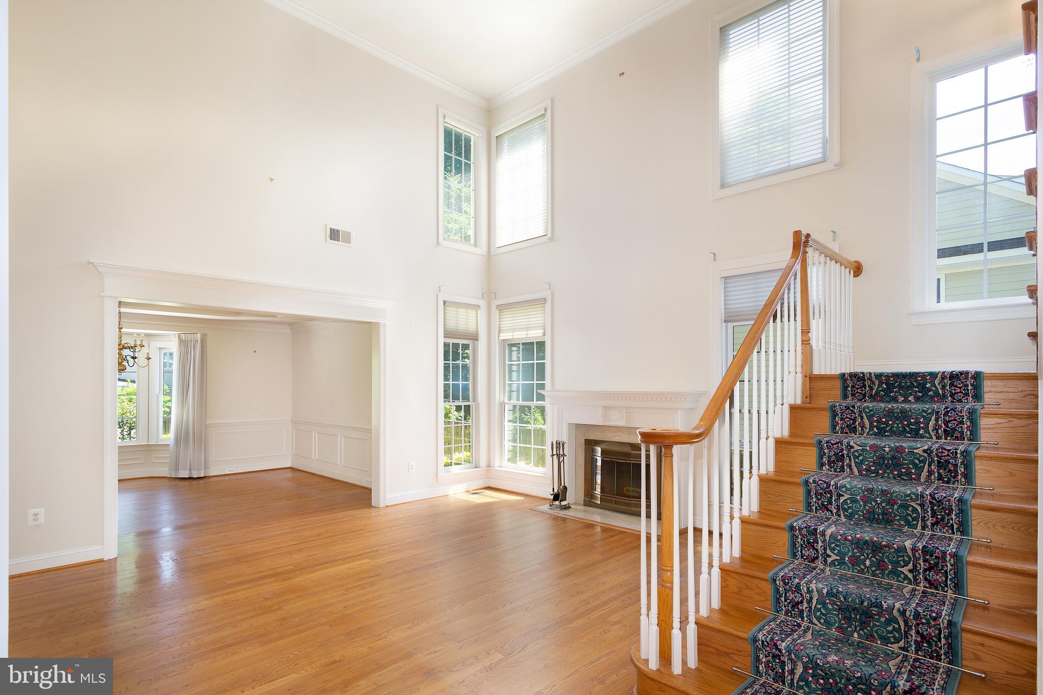 CHESTERBROOK WOODS - Residential Lease