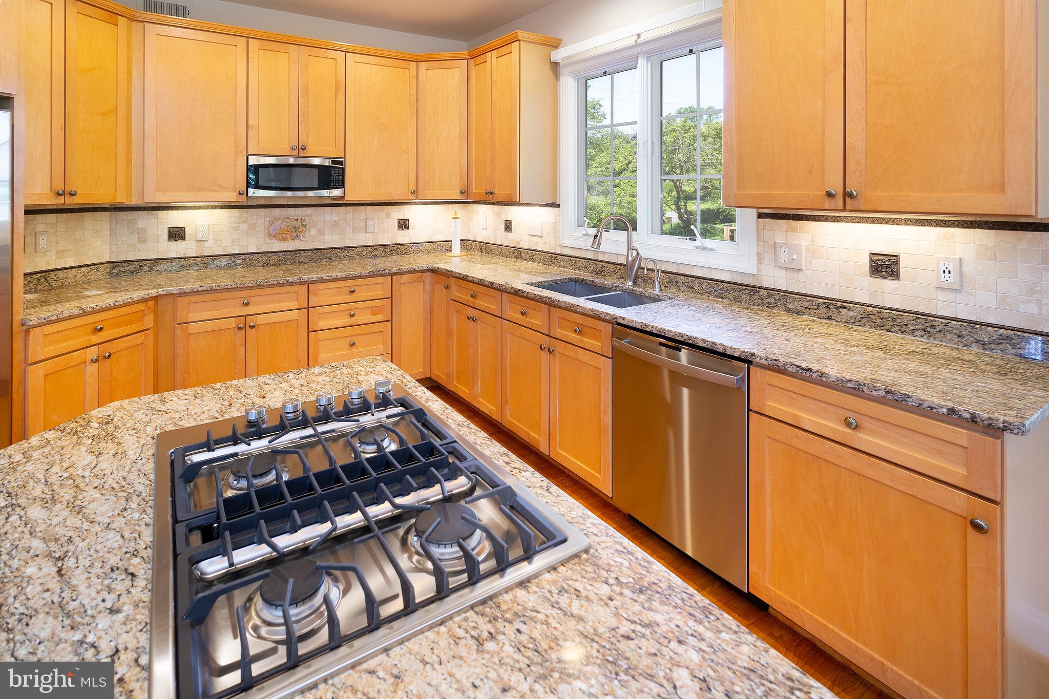 CHESTERBROOK WOODS - Residential Lease