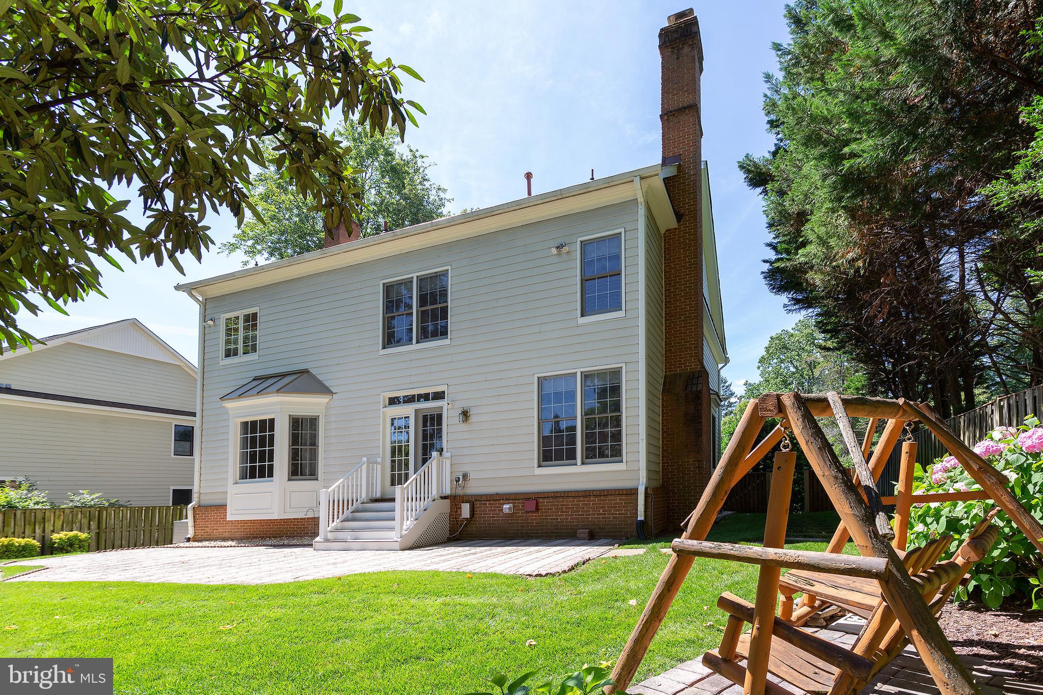 CHESTERBROOK WOODS - Residential Lease