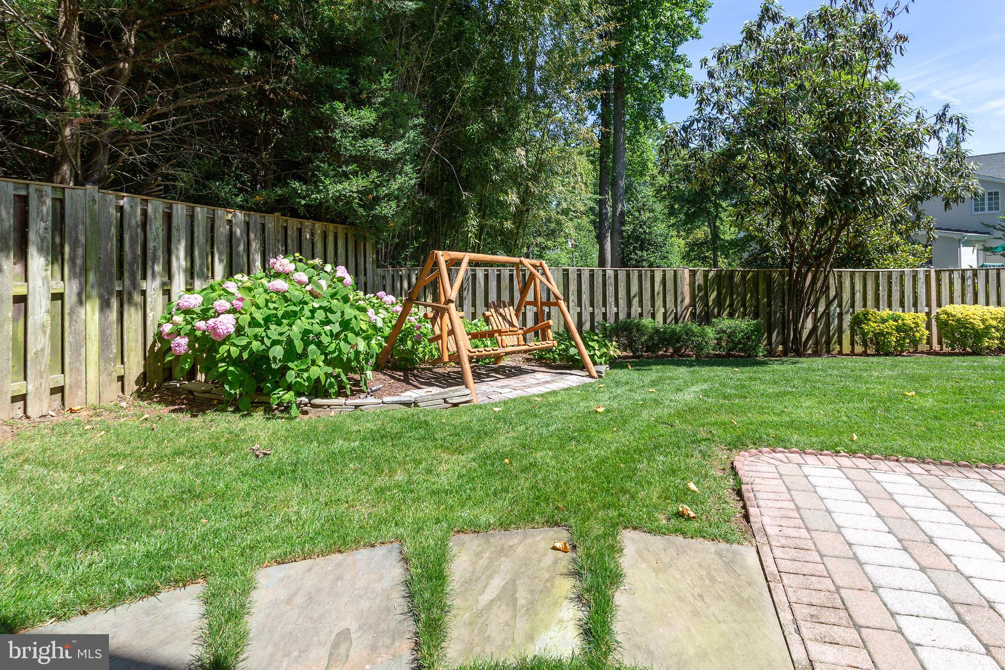 CHESTERBROOK WOODS - Residential Lease