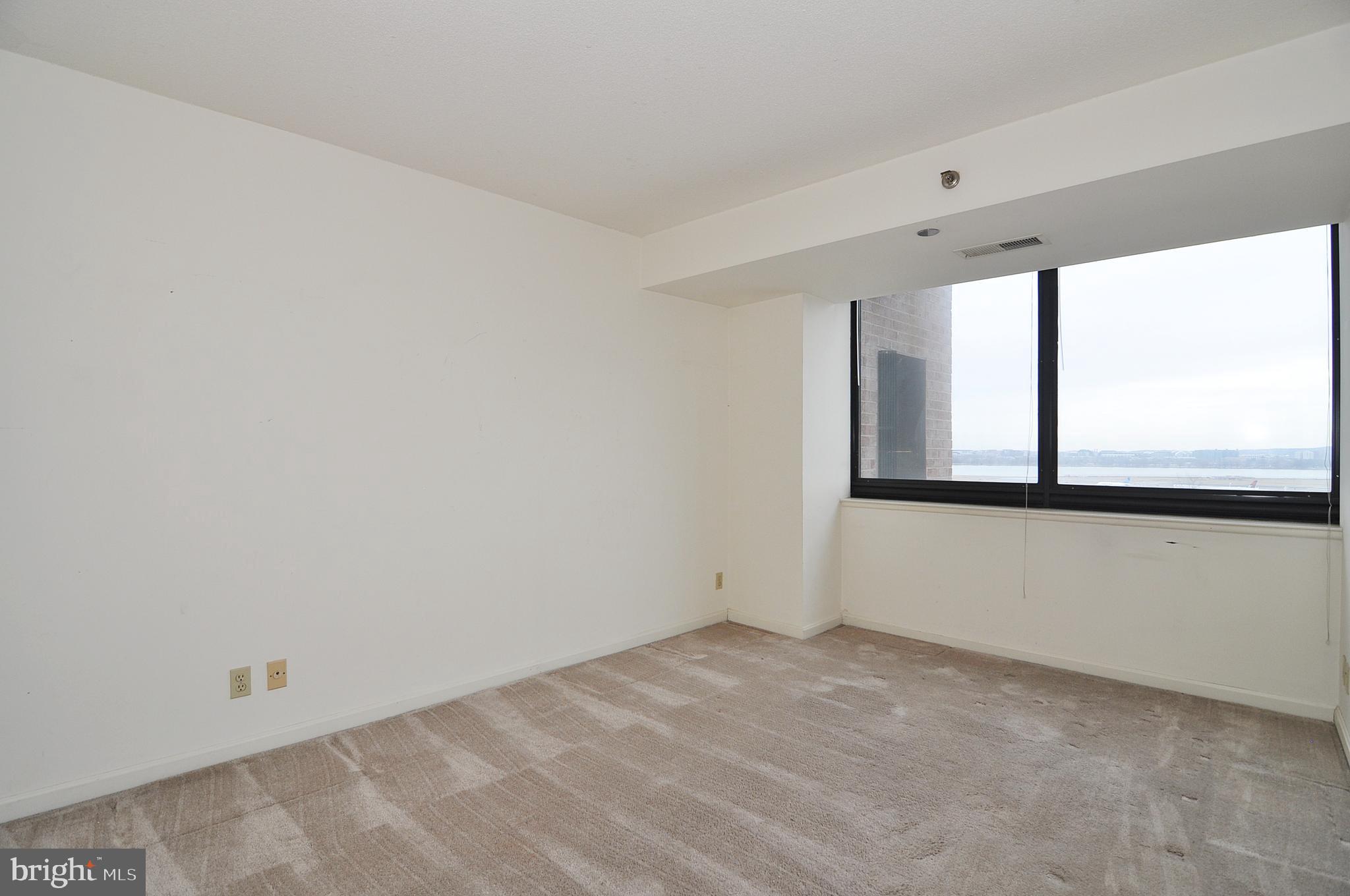 CRYSTAL PARK - Residential