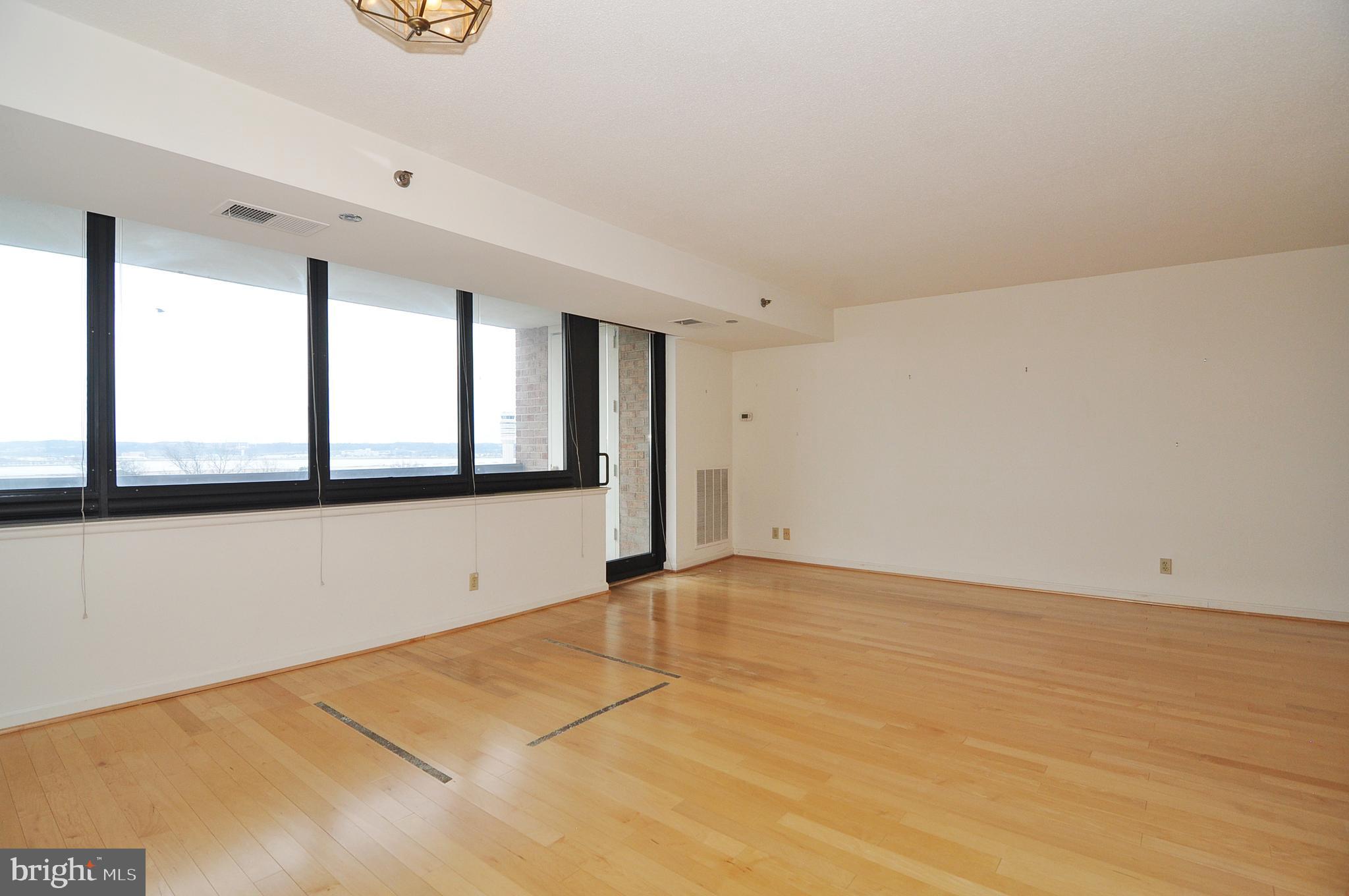 CRYSTAL PARK - Residential