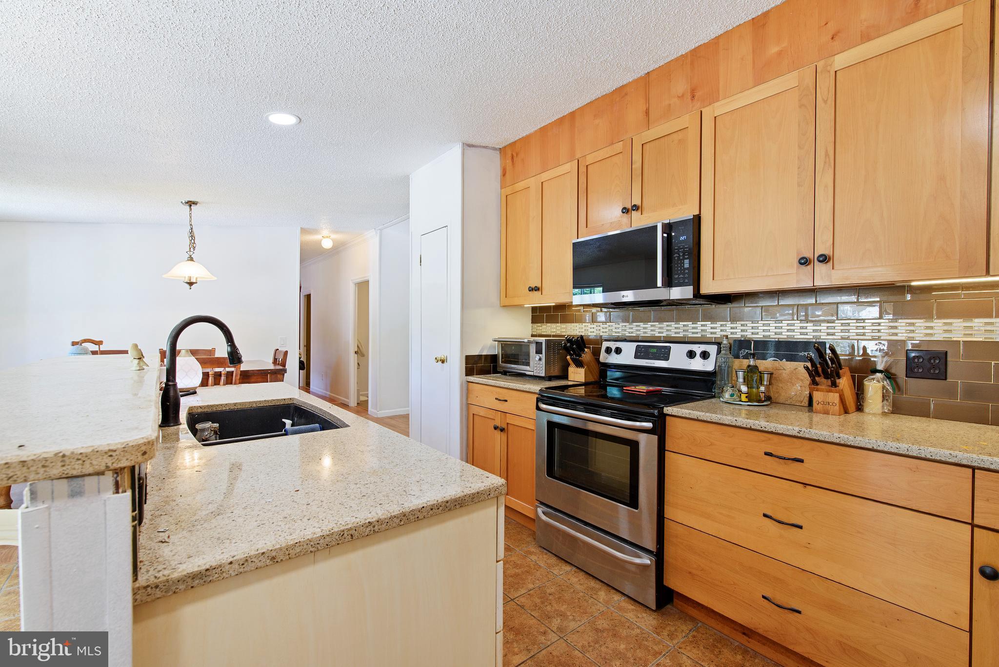 AVALON PARK - Residential