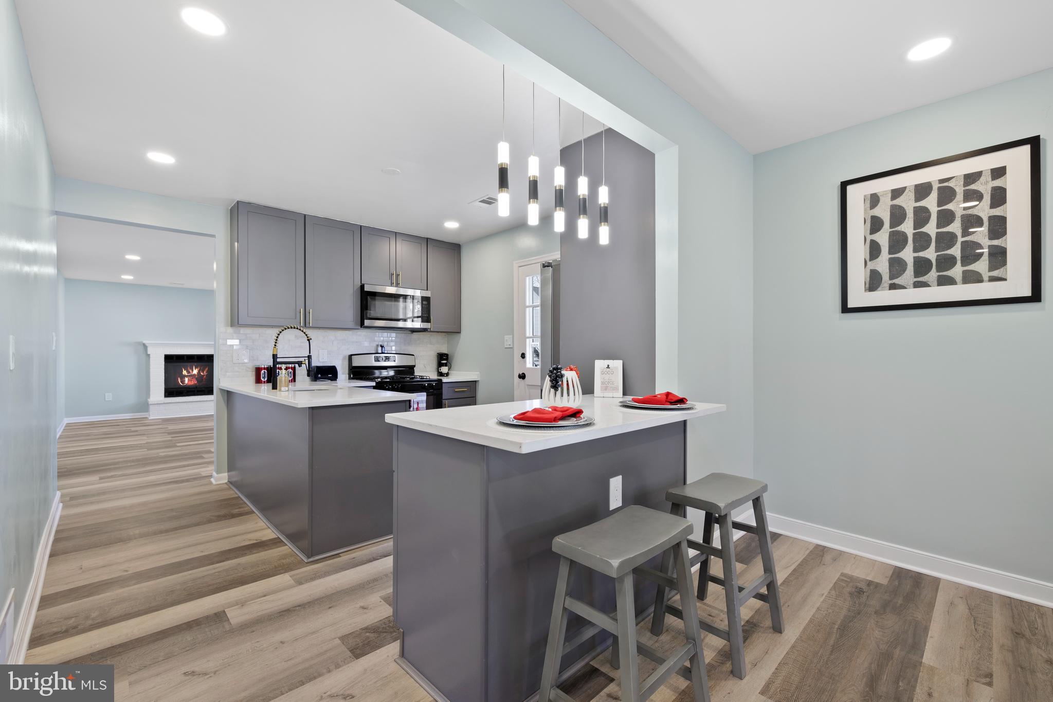 GLENMONT VILLAGE - Residential