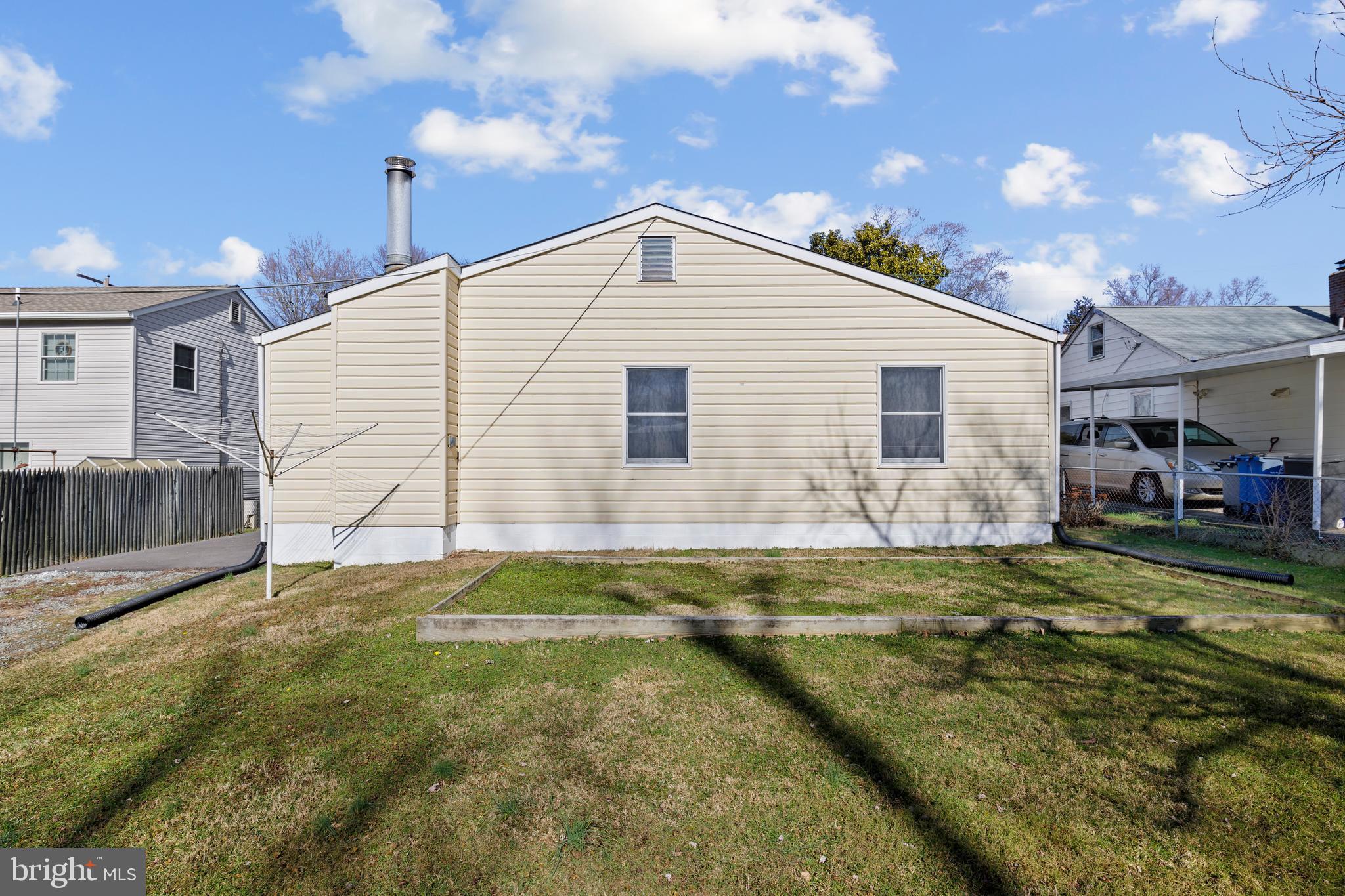 GLENMONT VILLAGE - Residential