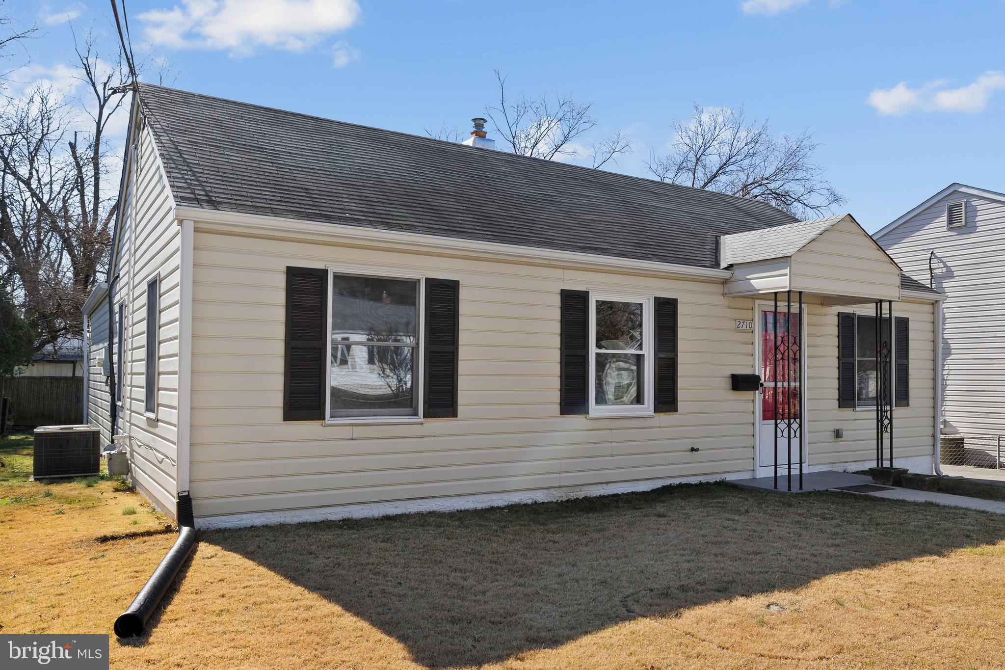 GLENMONT VILLAGE - Residential