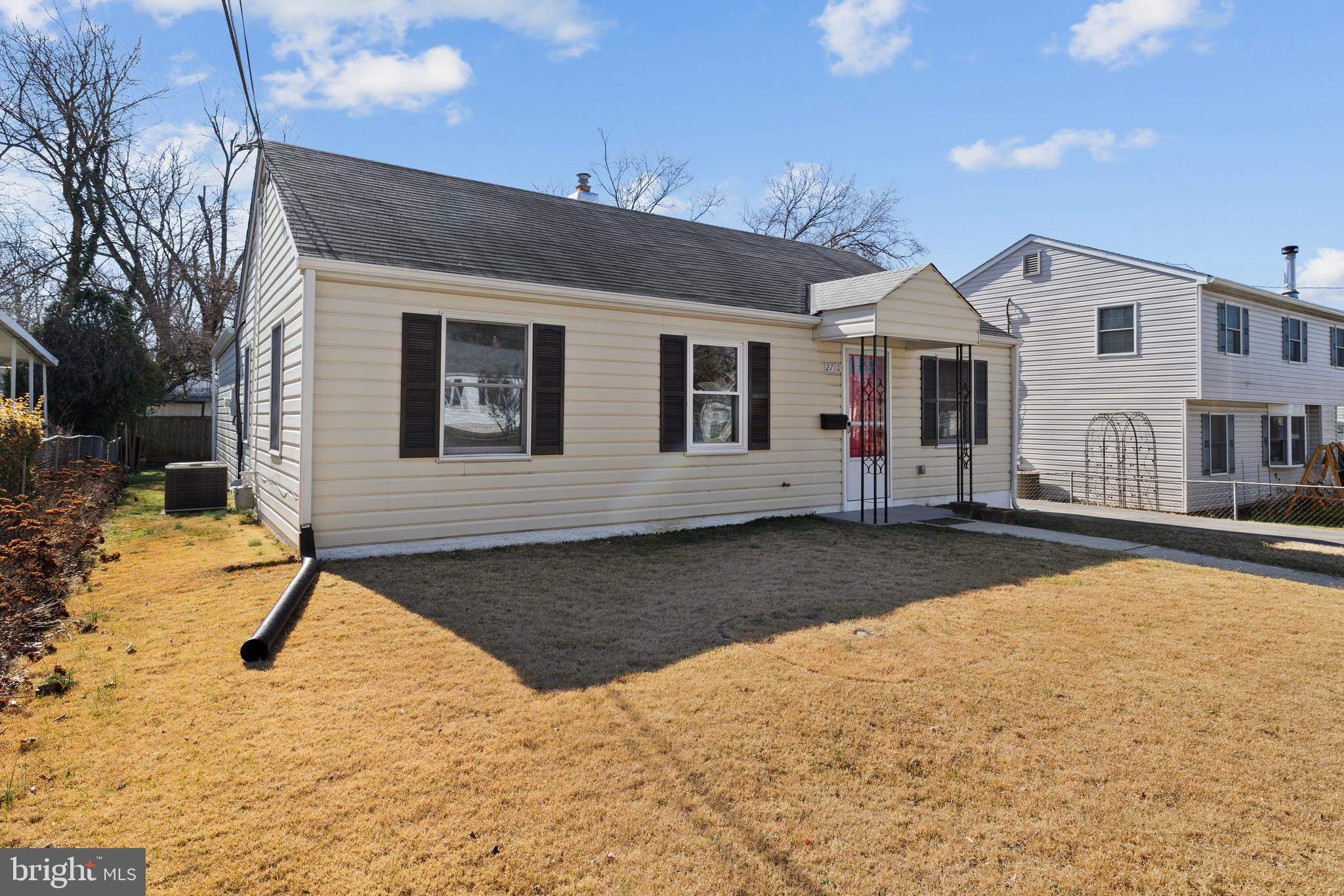 GLENMONT VILLAGE - Residential