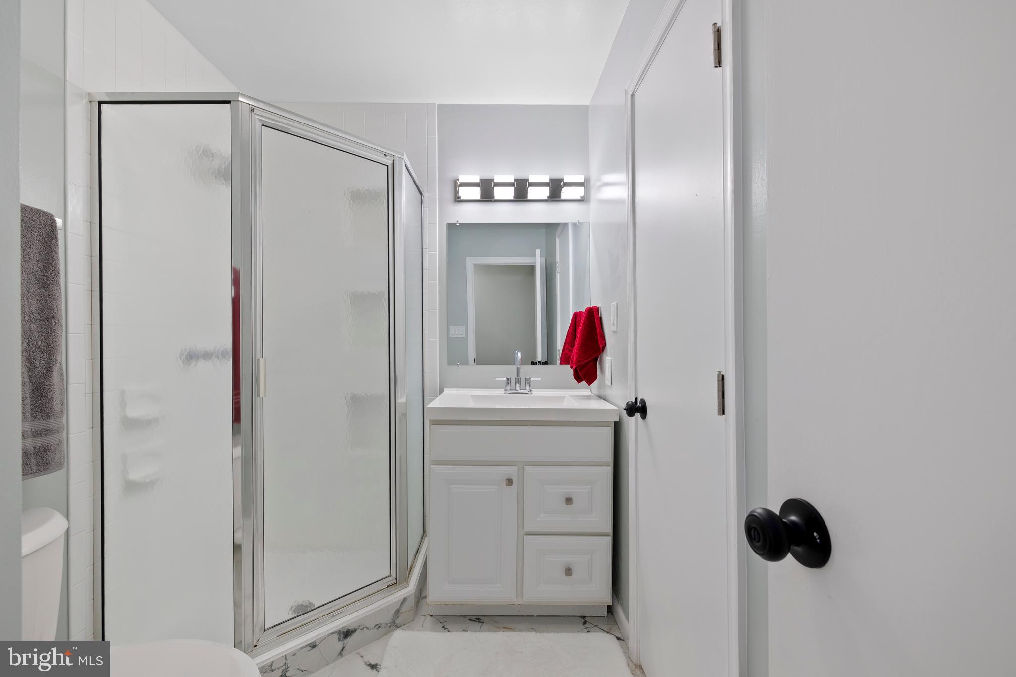 GLENMONT VILLAGE - Residential