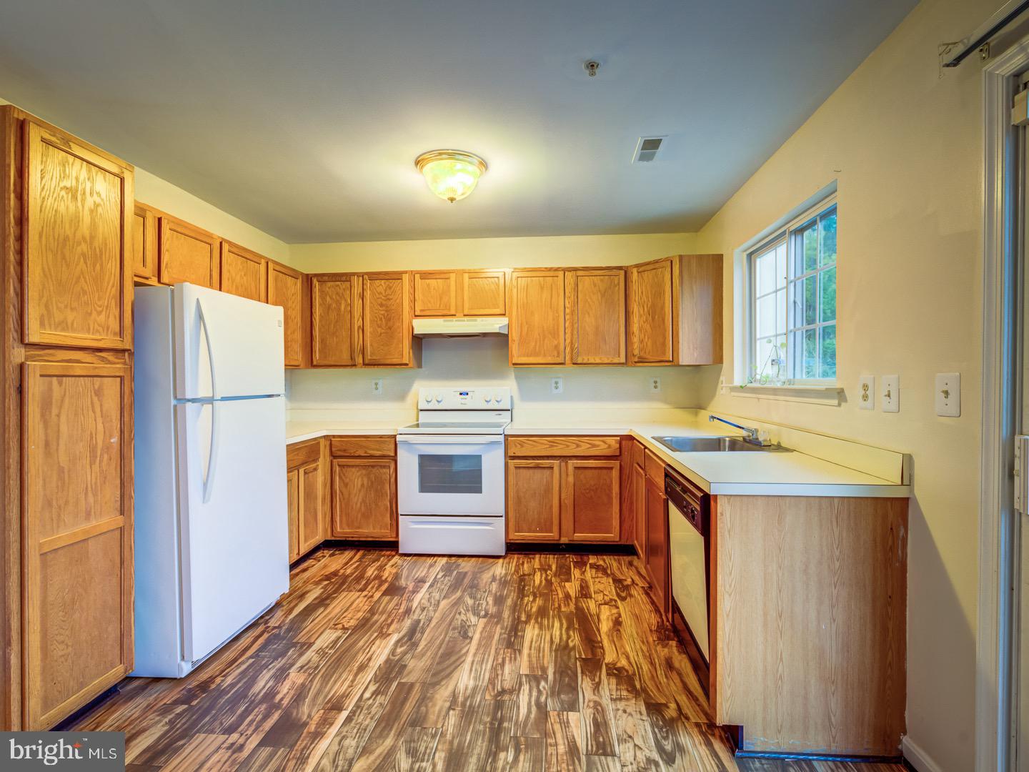 ACTON VILLAGE - Residential