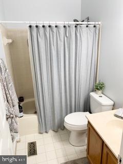 HAMPTON OAKS - Residential Lease