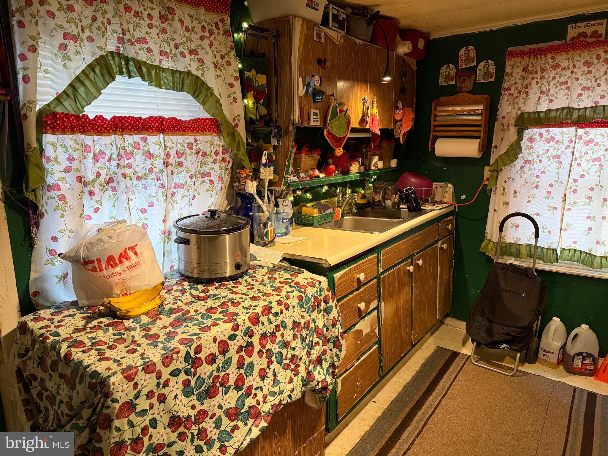 CABBAGE HILL - Residential