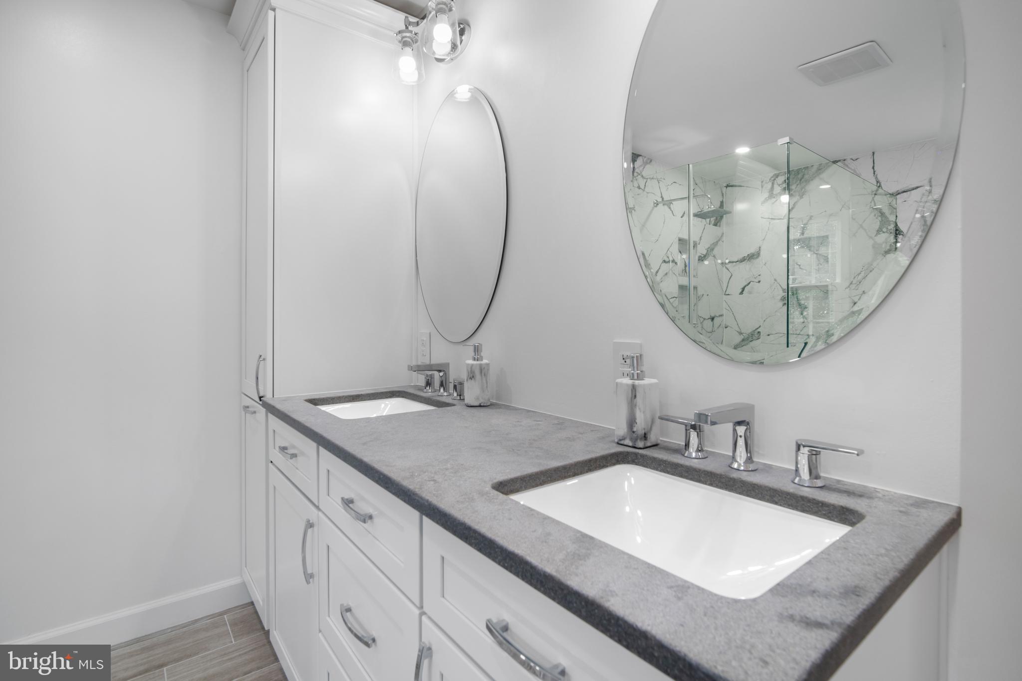 QUINCE ORCHARD KNOLLS - Residential