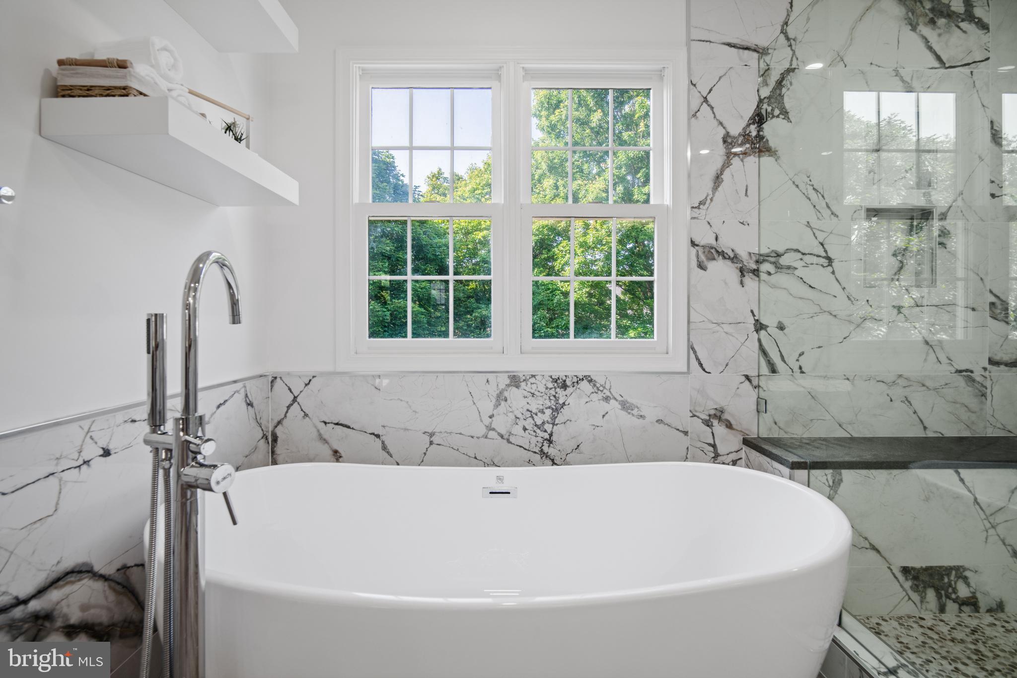 QUINCE ORCHARD KNOLLS - Residential