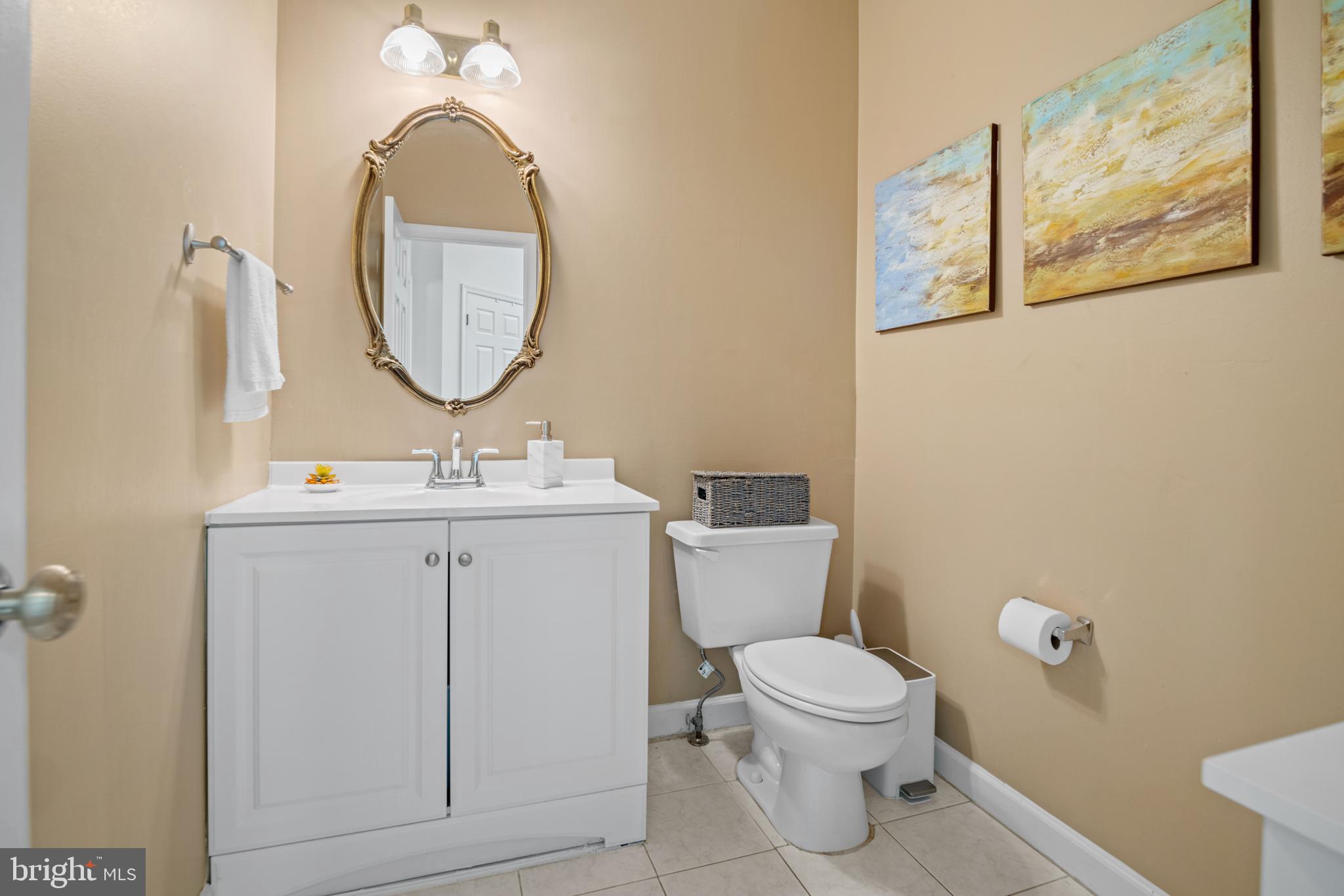 QUINCE ORCHARD KNOLLS - Residential