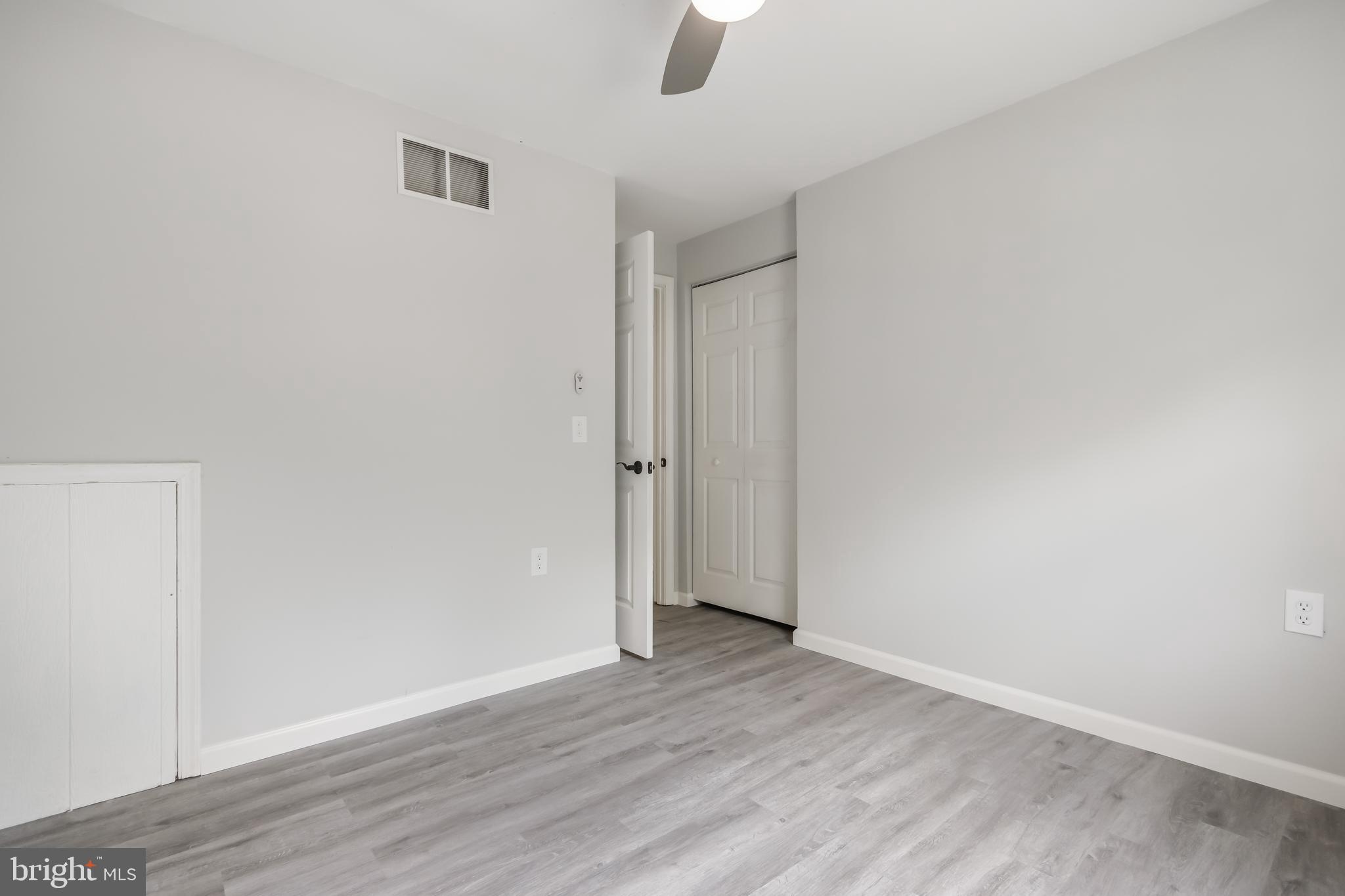 WHISPERING WOODS - Residential