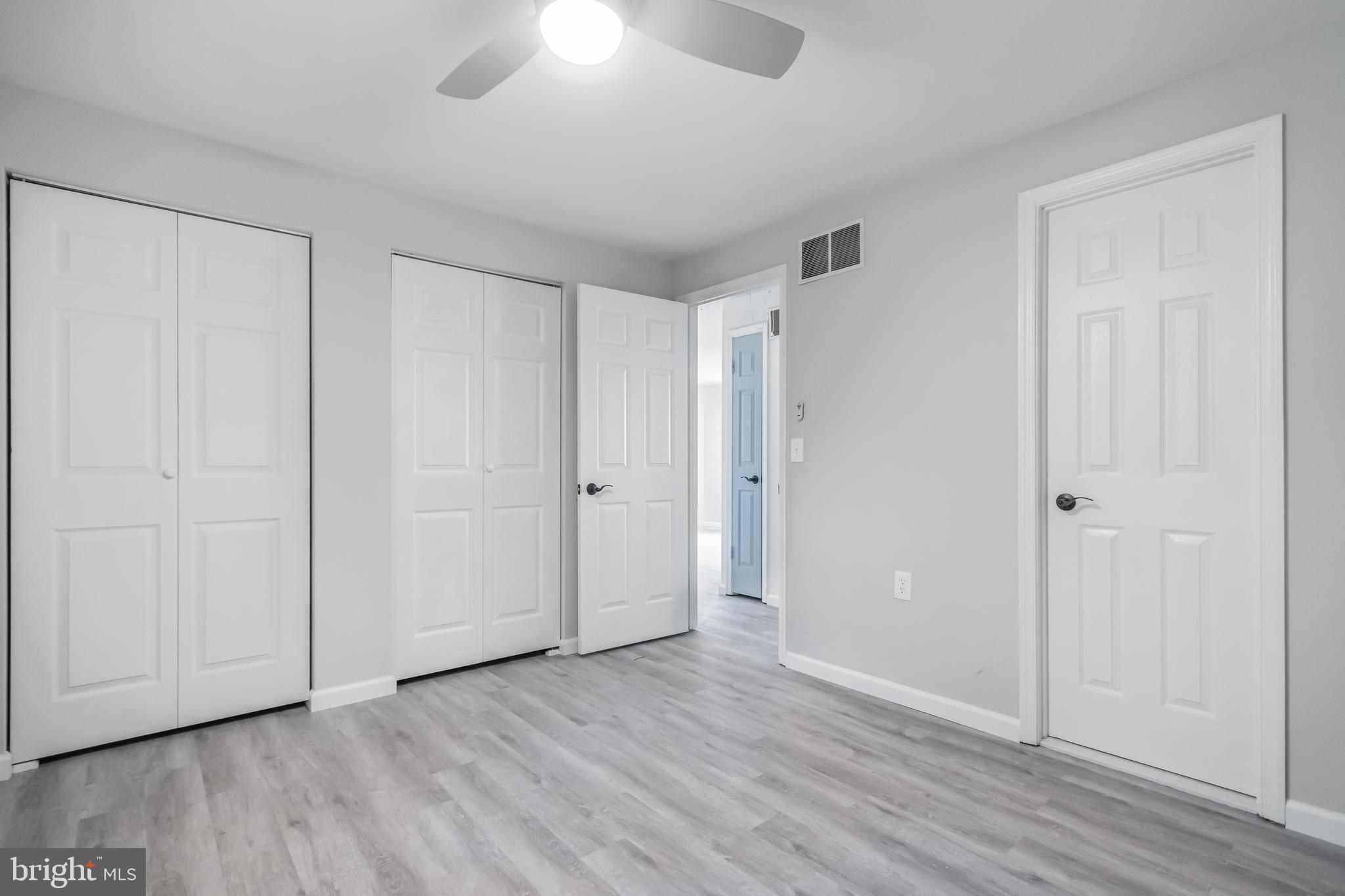 WHISPERING WOODS - Residential