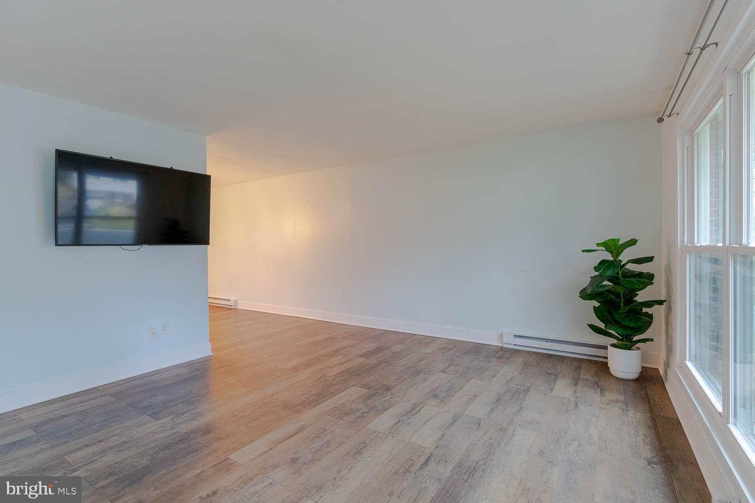 PARK FOREST VILLAGE - Residential