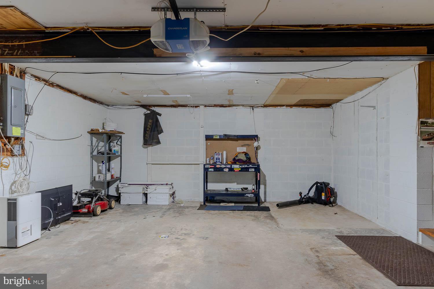 PARK FOREST VILLAGE - Residential