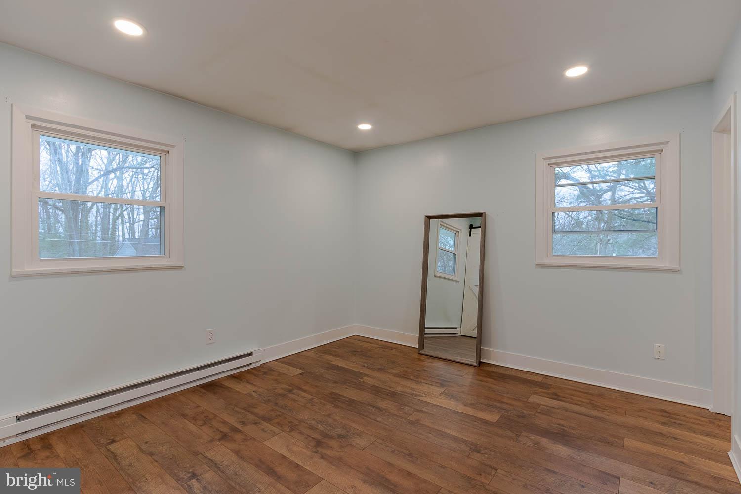 PARK FOREST VILLAGE - Residential