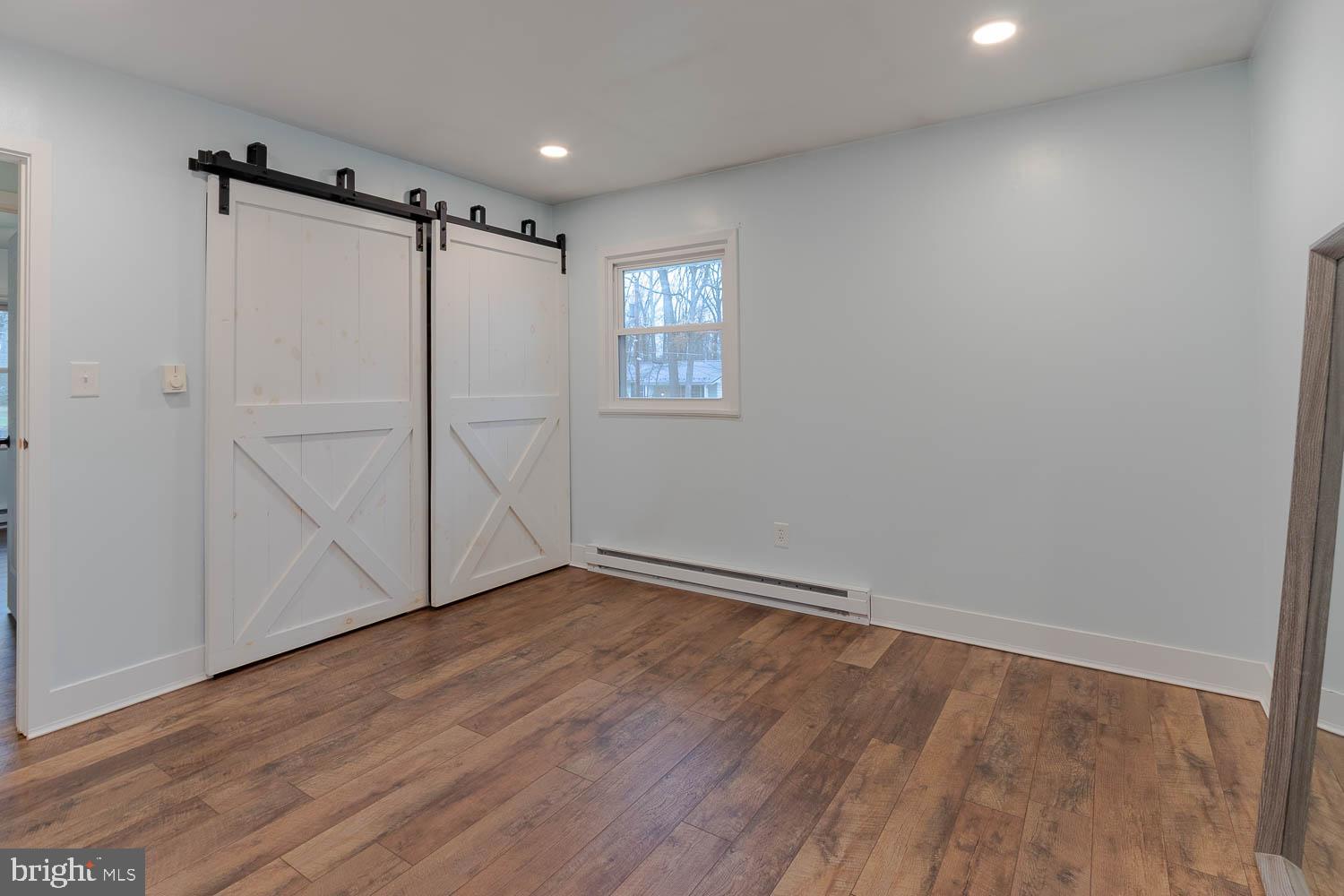 PARK FOREST VILLAGE - Residential