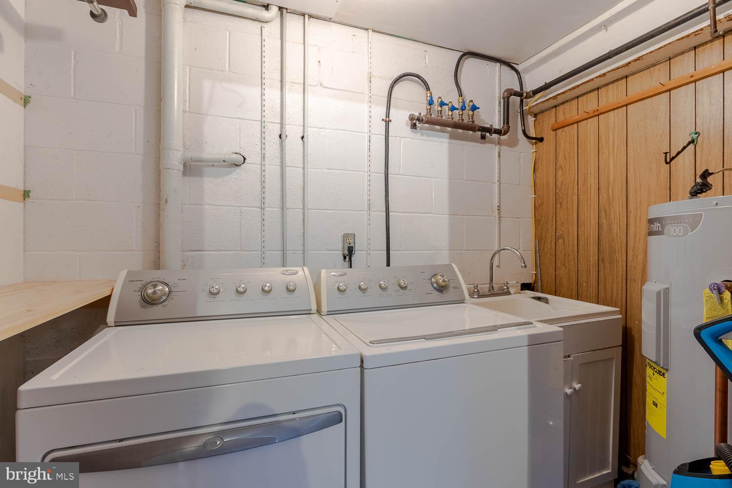 PARK FOREST VILLAGE - Residential