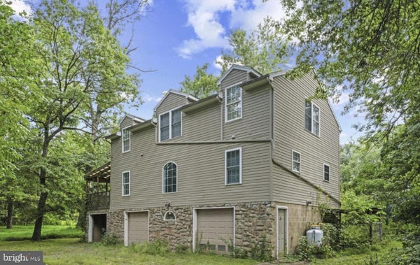 198 VALLEY LN, HUMMELSTOWN, PA 17036 - Image 5ac8d24e285ccbeb0a9eca4a6812d3bb/1550743216