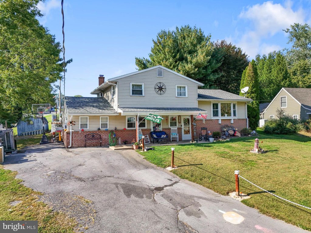 Photo of 1635 Wabank Road, LANCASTER, PA 17603 (MLS # PALA2077854)