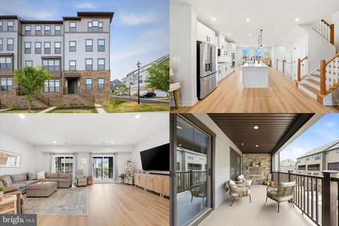 Townhouse For Rent - 1612 Kirkman Street<br/> DUMFRIES, VA 22026