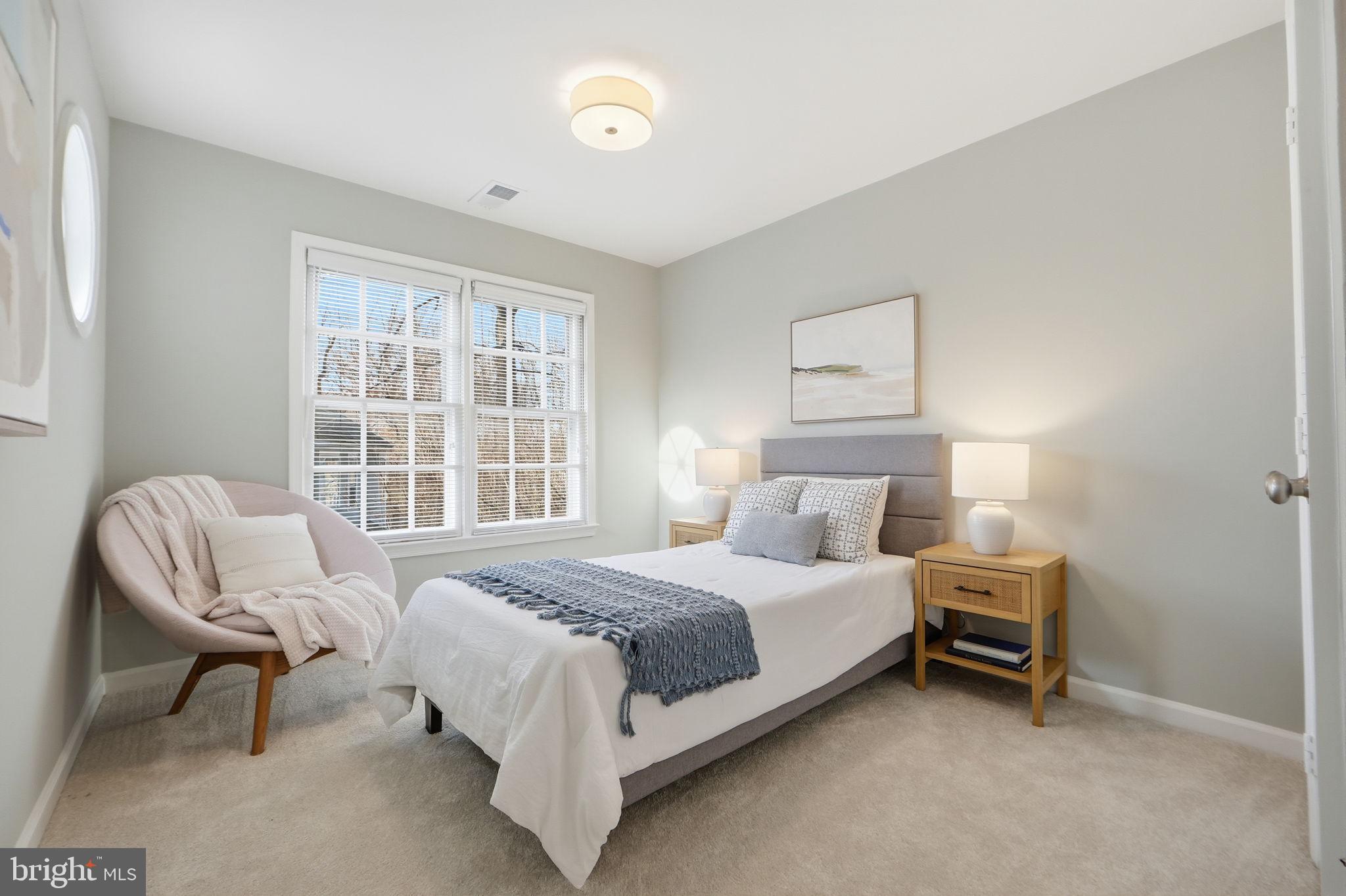 OLD CHATHAM - Residential