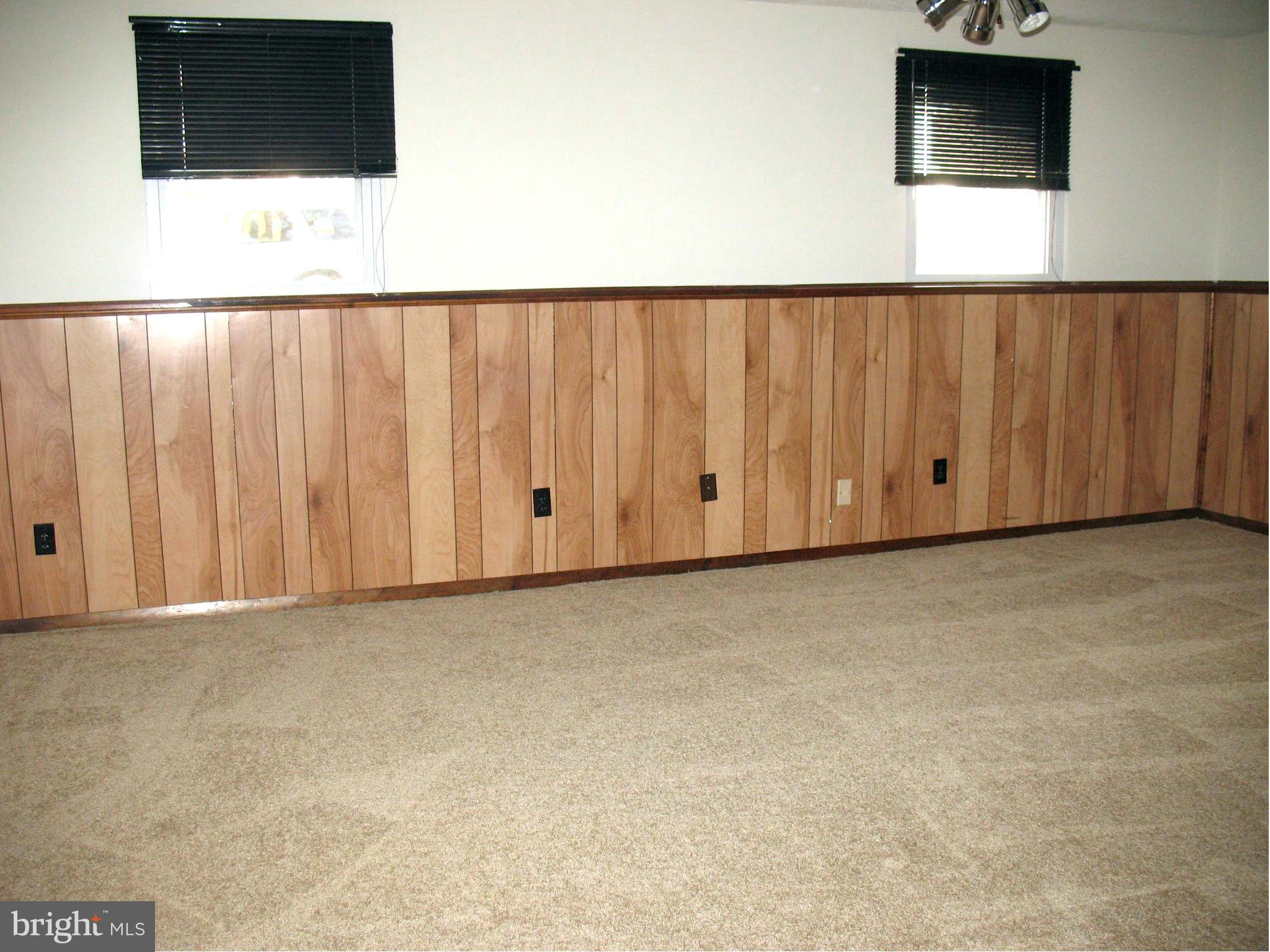 HERITAGE WOODS - Residential Lease