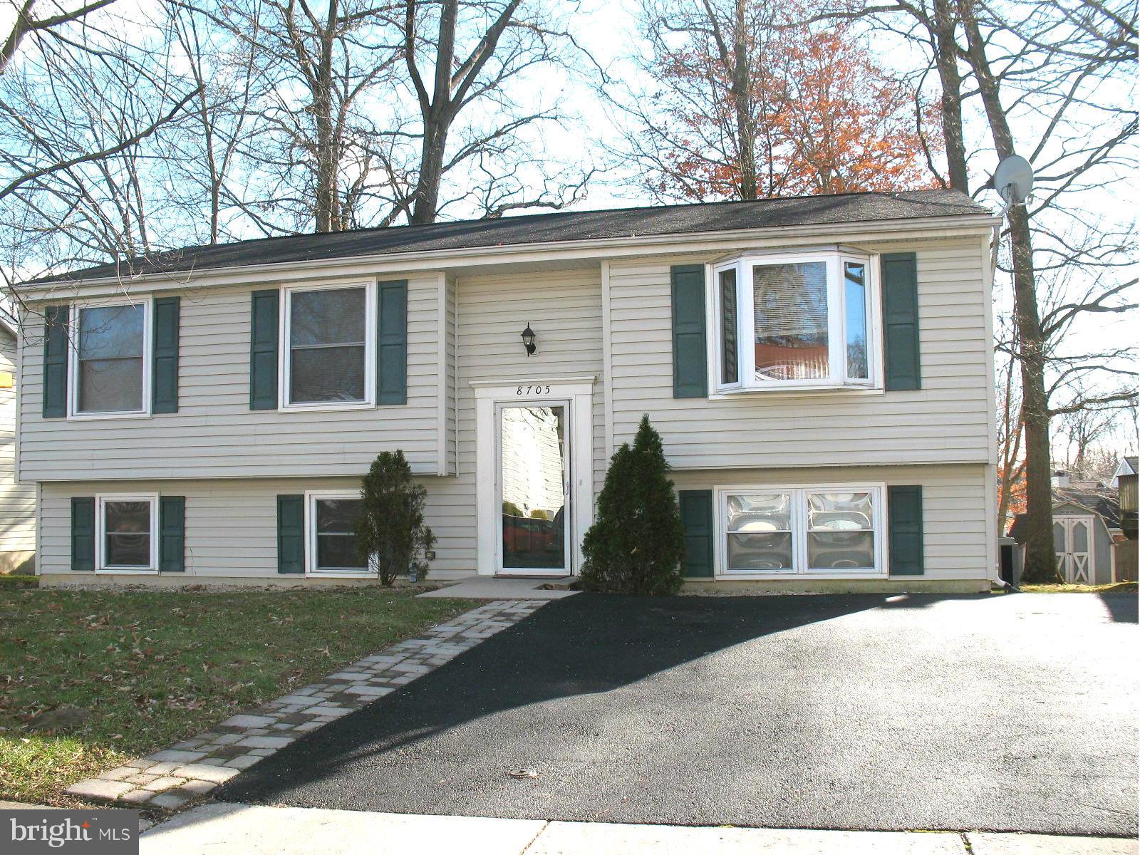 HERITAGE WOODS - Residential Lease