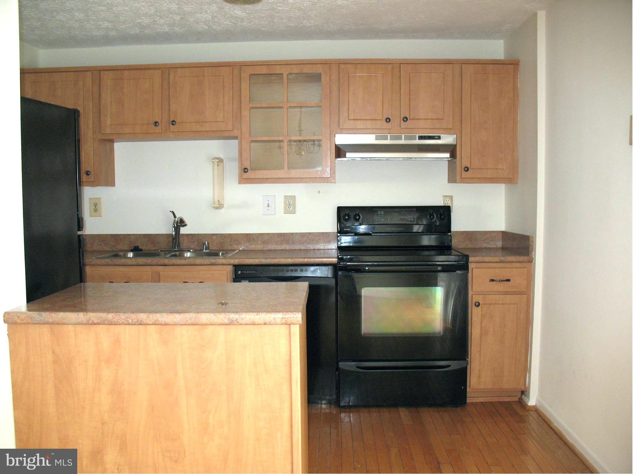 HERITAGE WOODS - Residential Lease