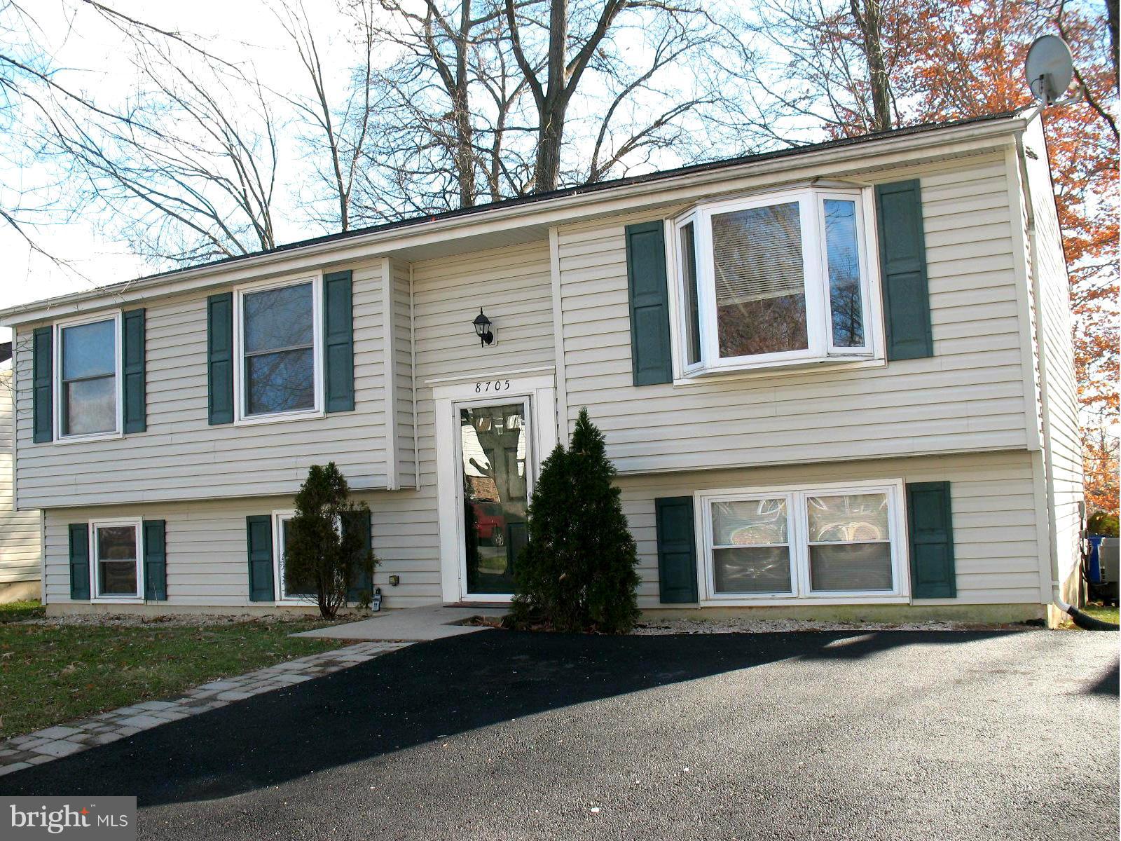 HERITAGE WOODS - Residential Lease