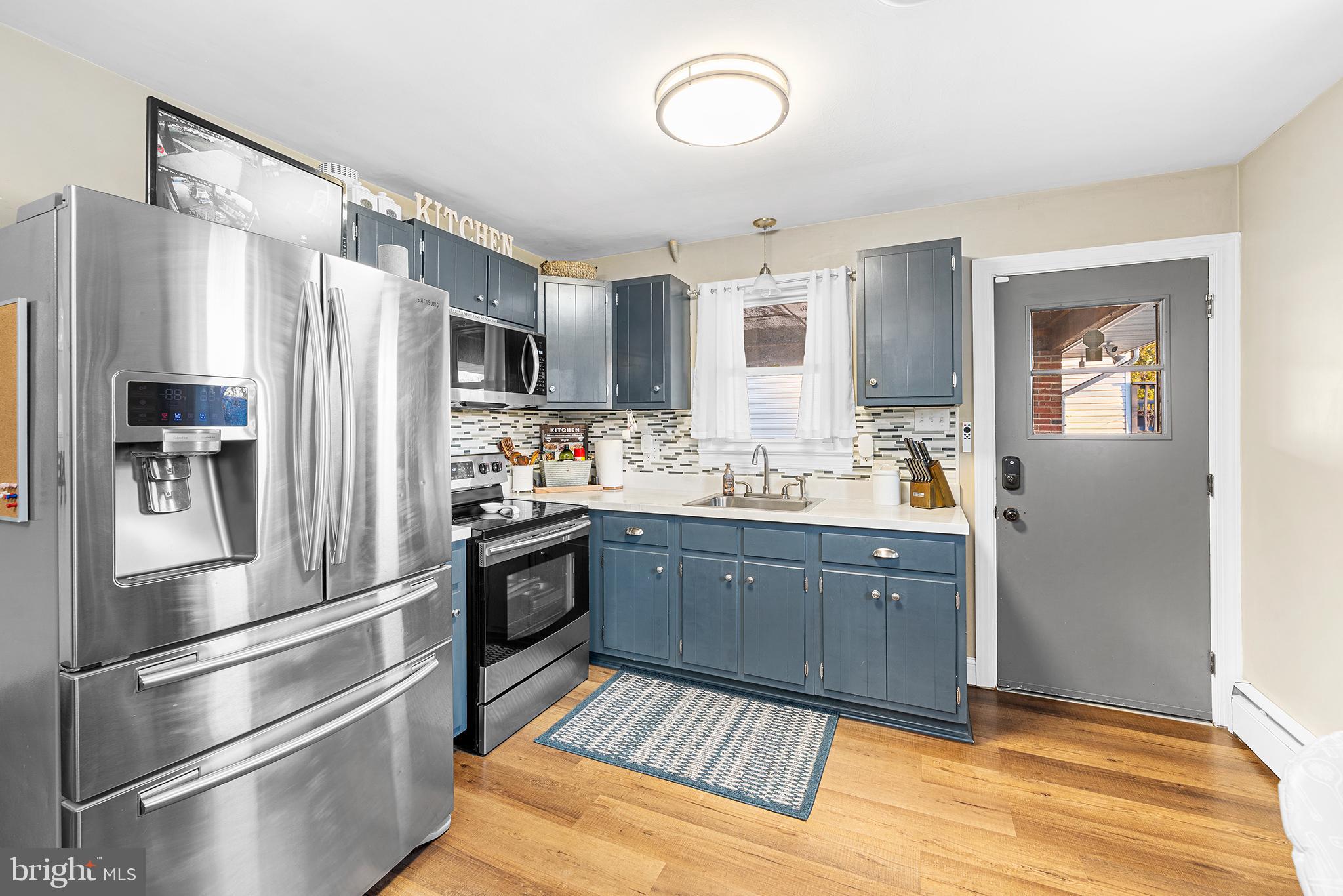 RIVIERA BEACH - Residential