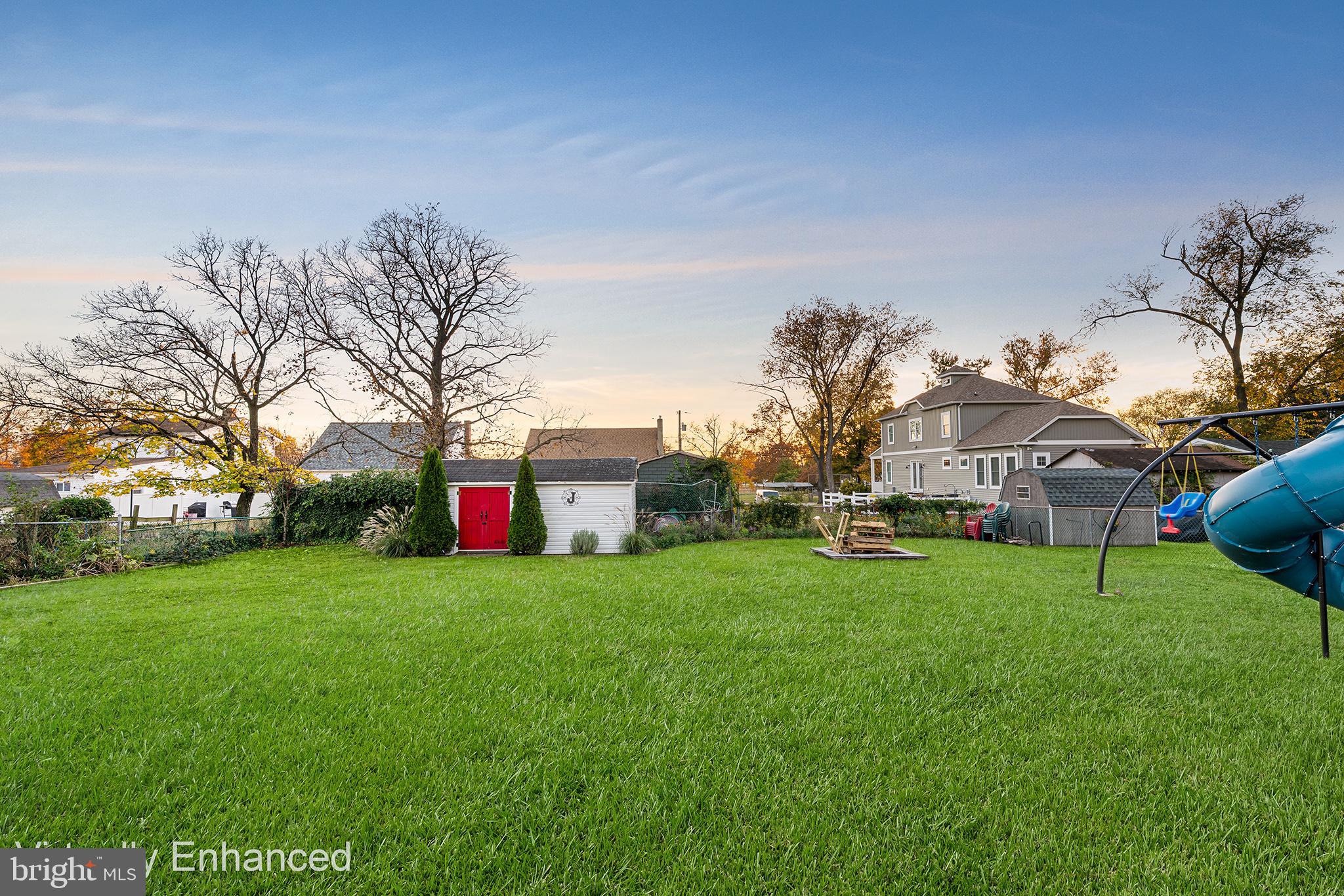 RIVIERA BEACH - Residential