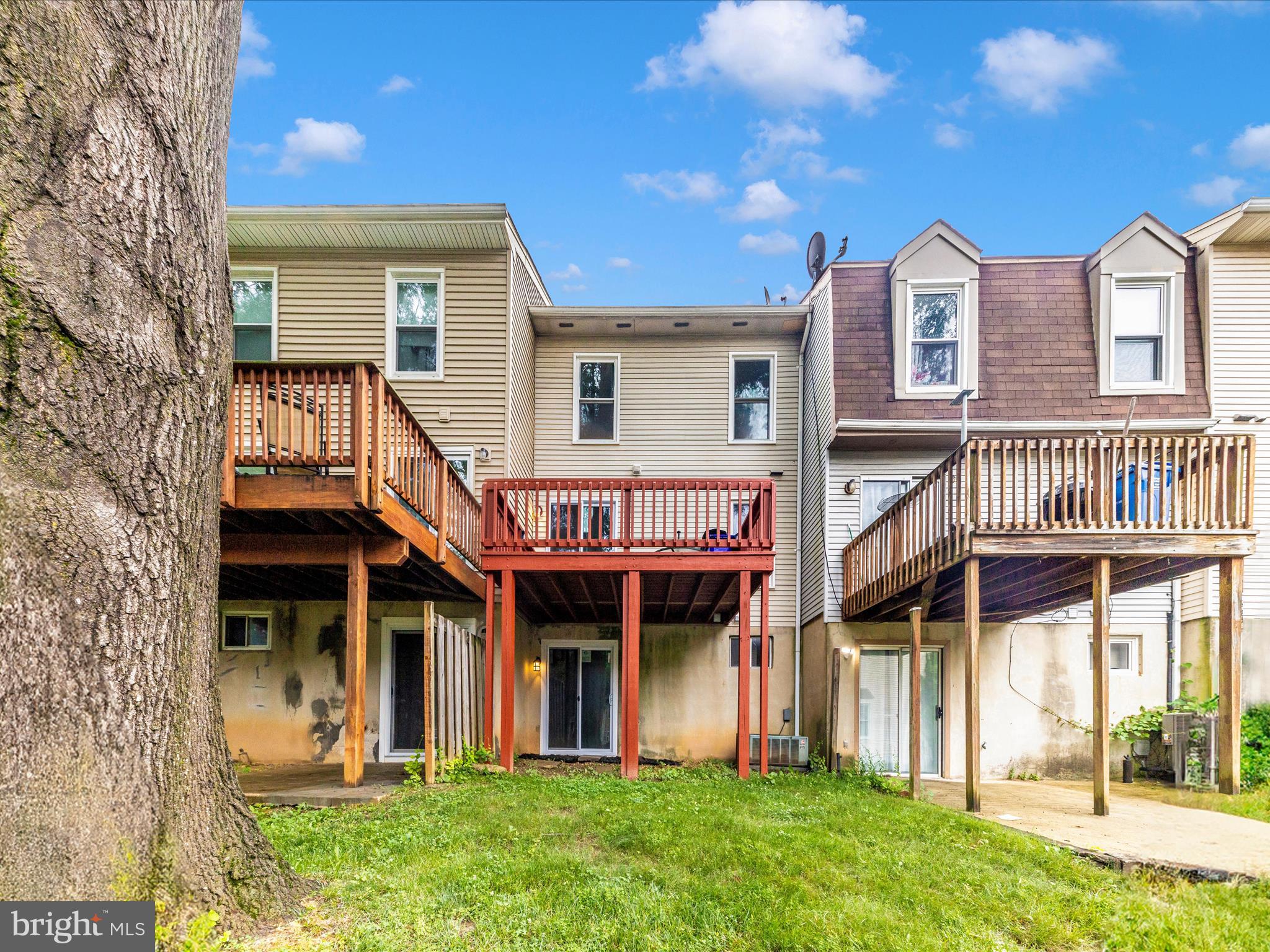 GREENCASTLE MANOR - Residential Lease