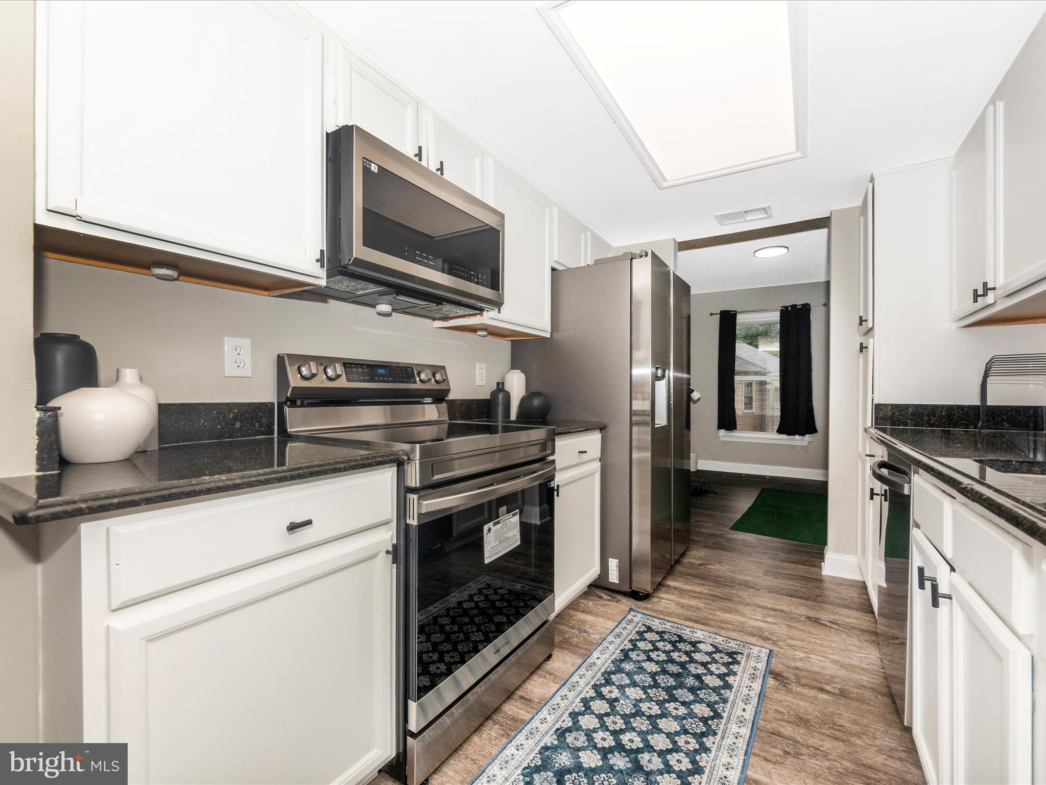 GREENCASTLE MANOR - Residential Lease