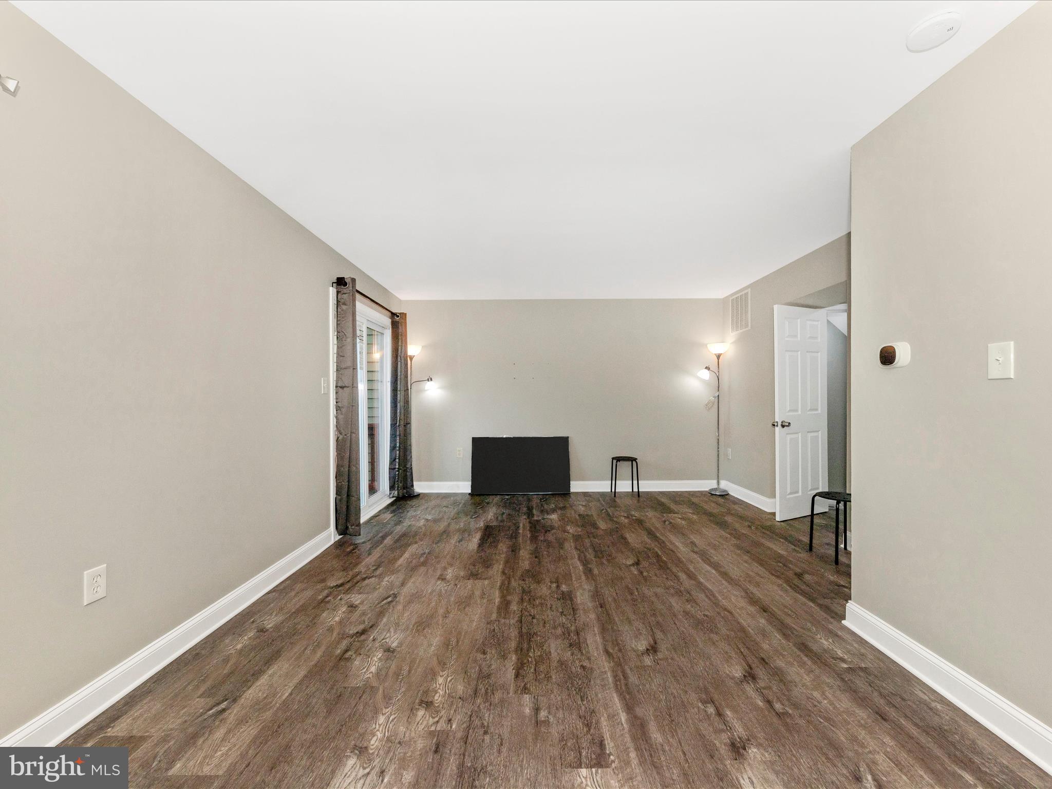 GREENCASTLE MANOR - Residential Lease