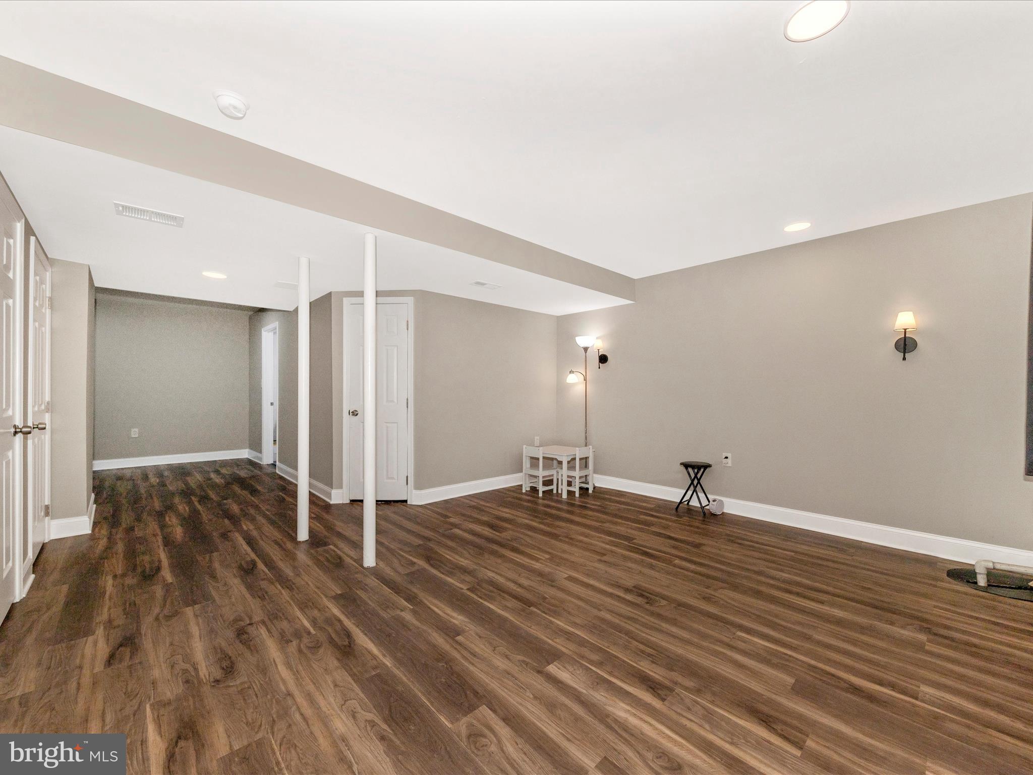 GREENCASTLE MANOR - Residential Lease